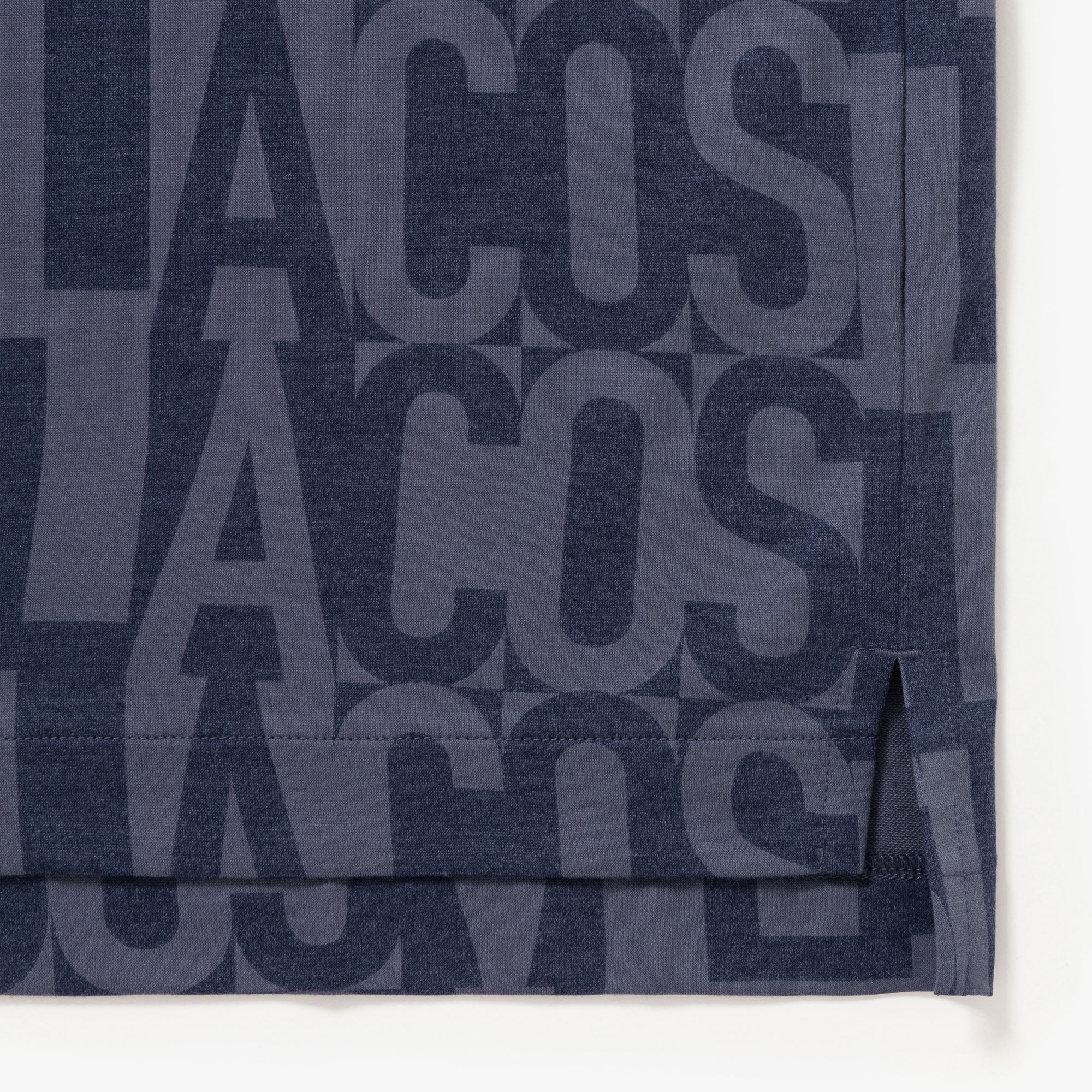 クールマックスブランドネームロゴ総柄Tシャツ