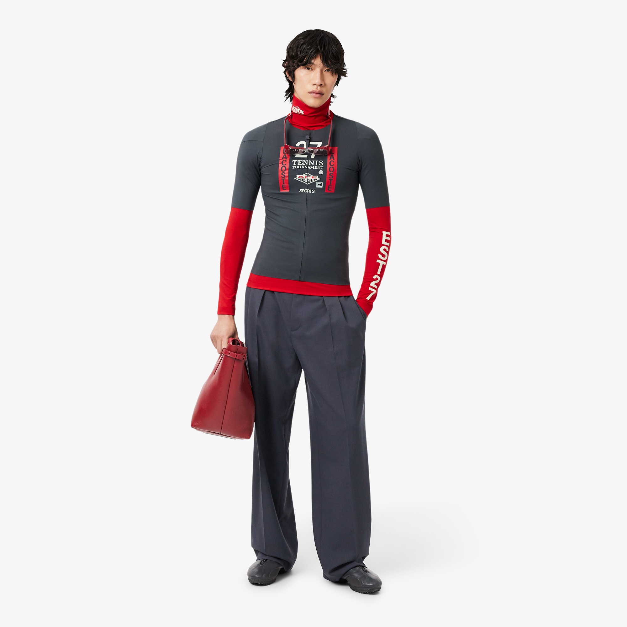 『FW26 Fashion Show』 ジップアップ プリント ストレッチTシャツ