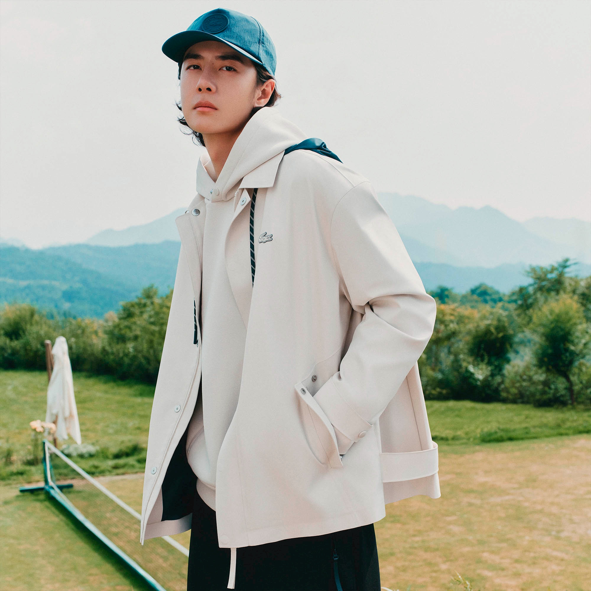 『JOURNEY WITH YIBO』撥水コーチジャケット