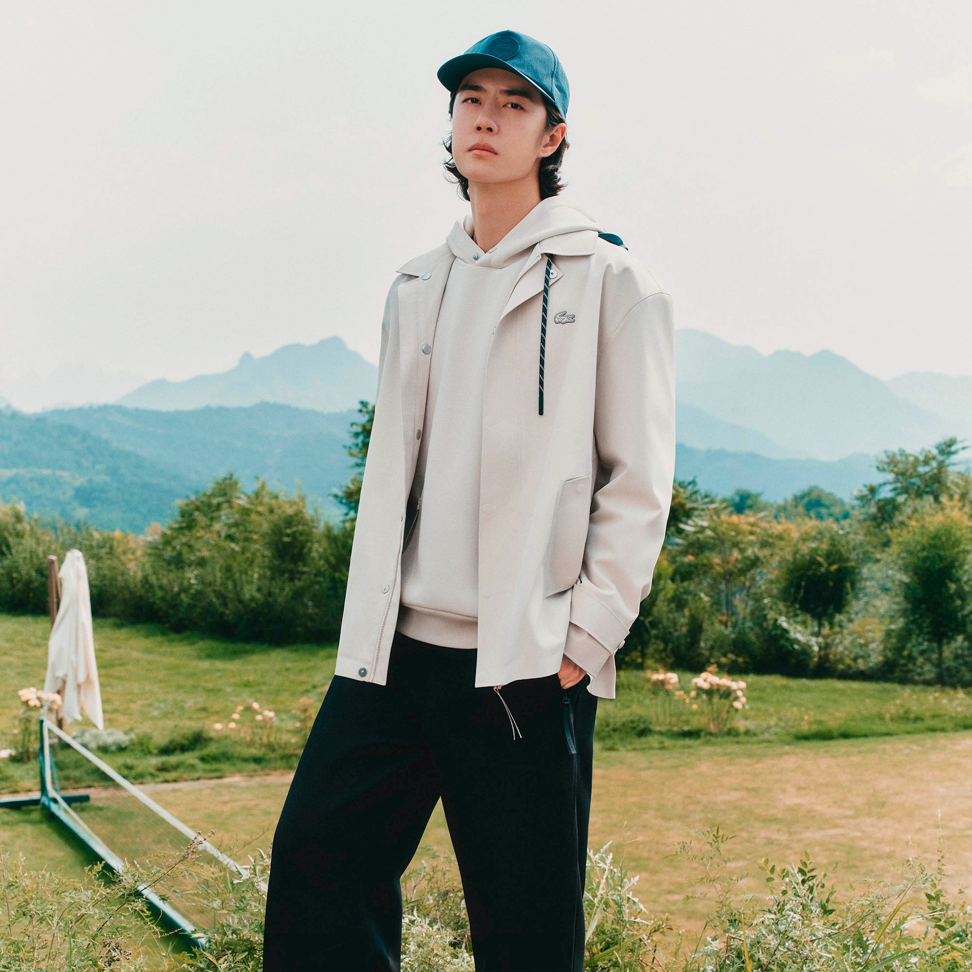 『JOURNEY WITH YIBO』撥水コーチジャケット