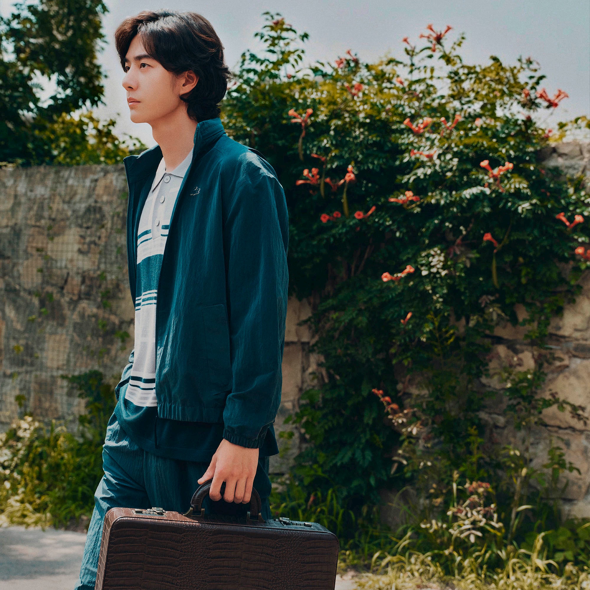 『JOURNEY WITH YIBO』マルチボーダーレイヤードニットポロシャツ