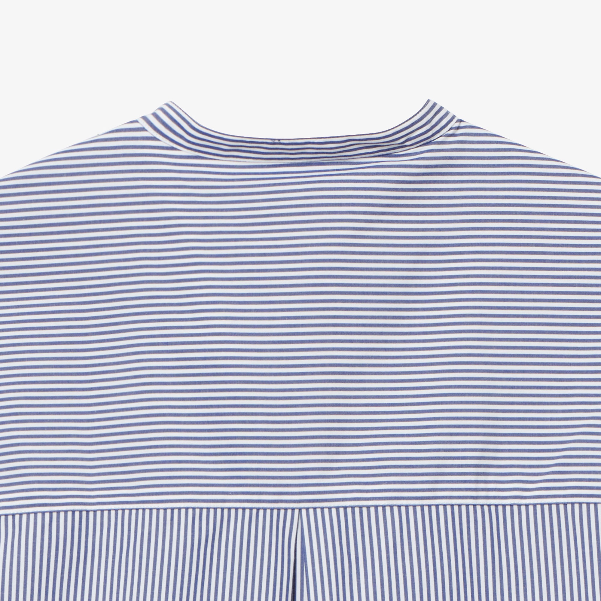 スタンドカラープルオーバーブラウス