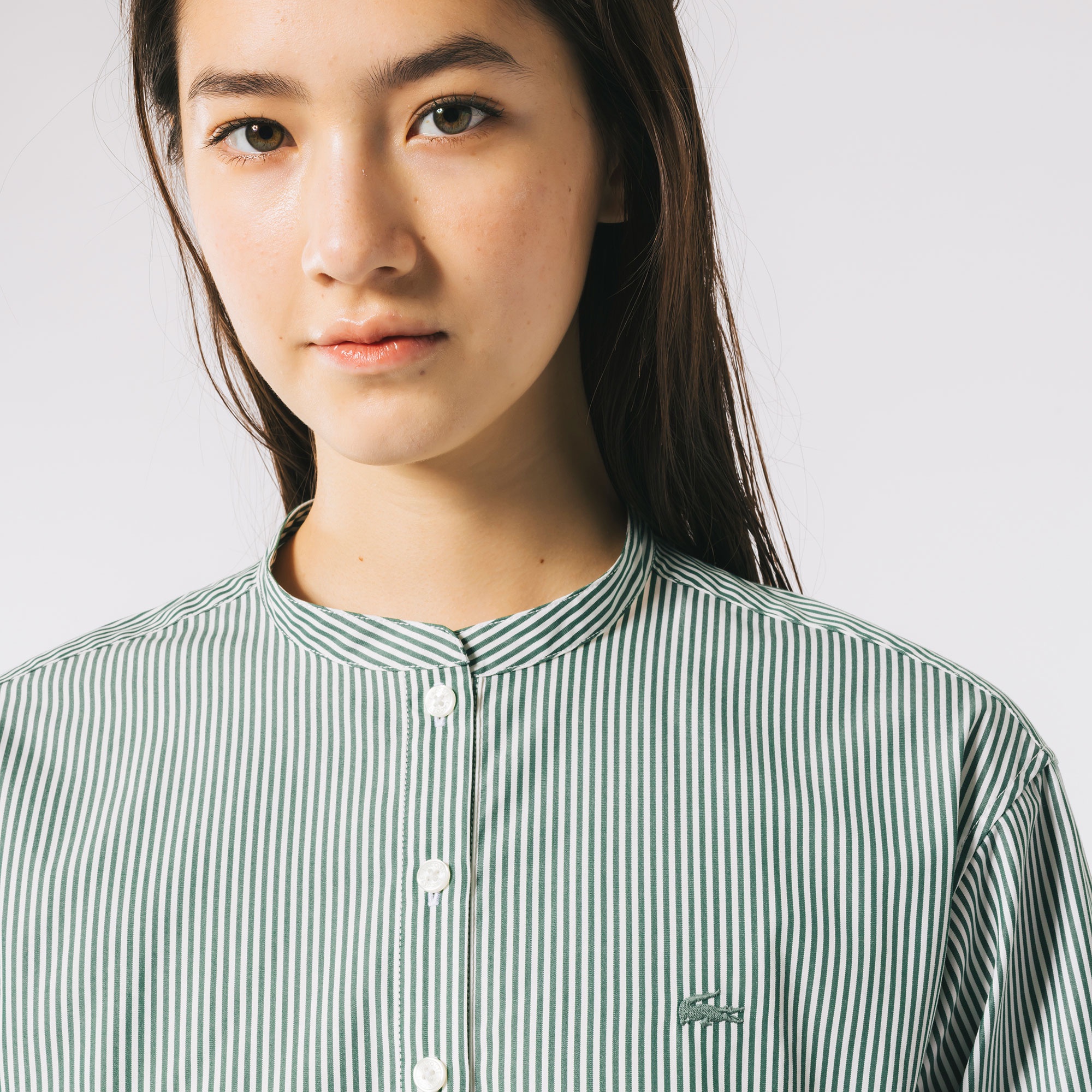 スタンドカラープルオーバーブラウス