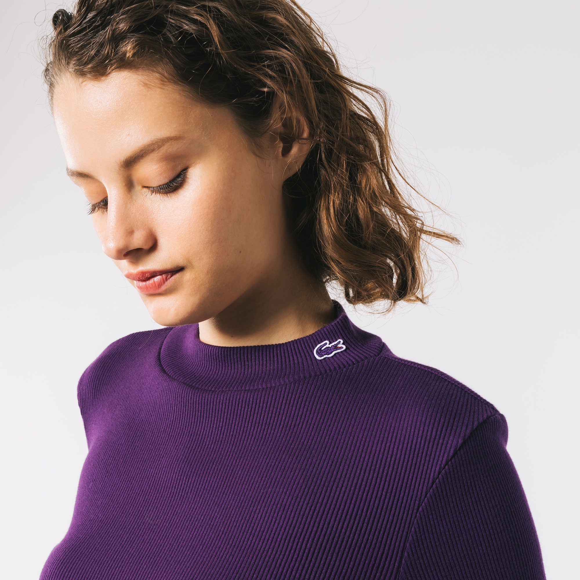 モックネックロングスリーブTシャツ