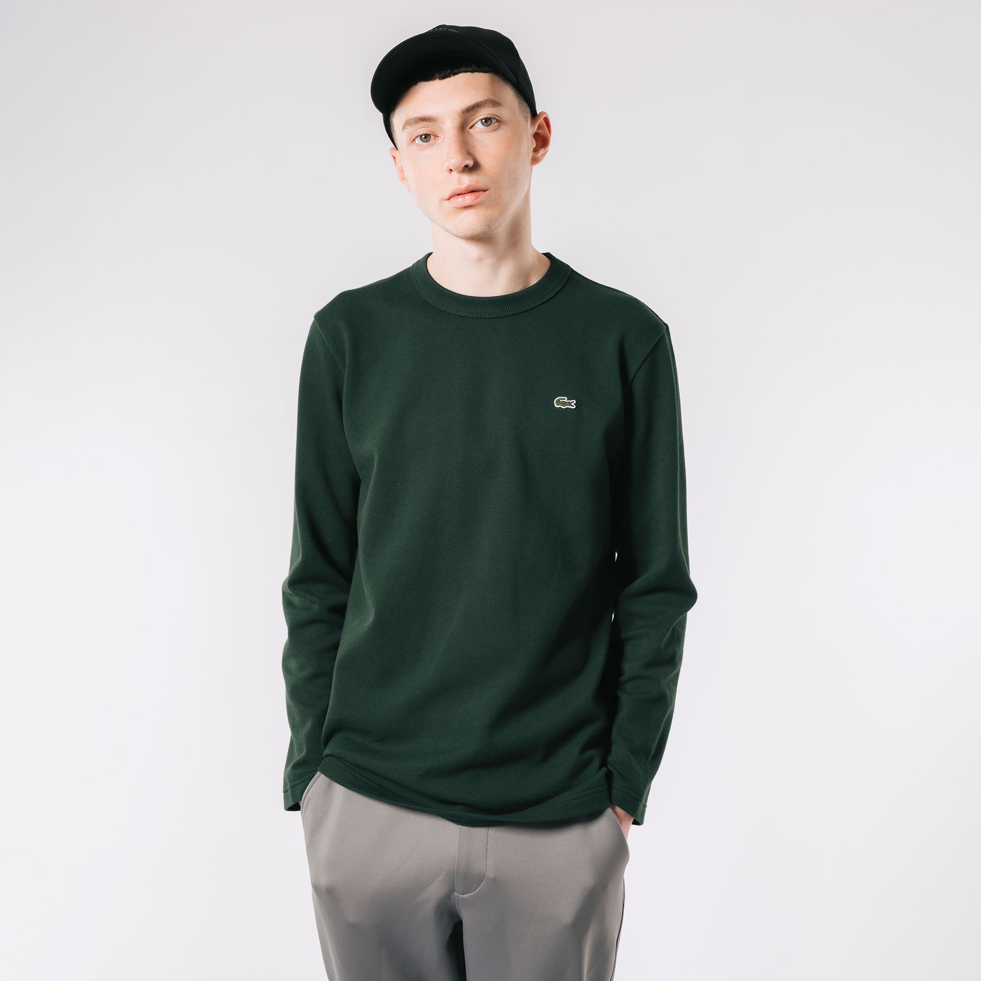 クラシックフィットロングスリーブTシャツ