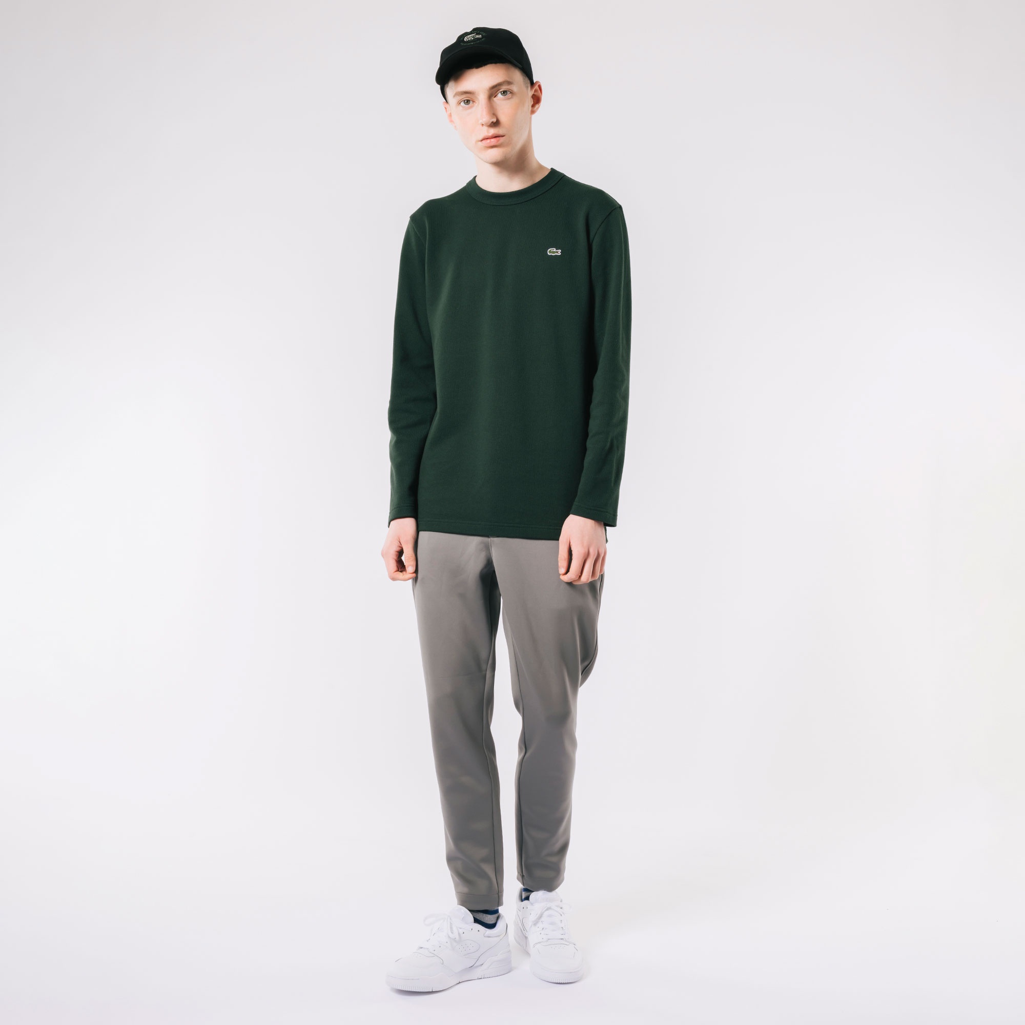 クラシックフィットロングスリーブTシャツ