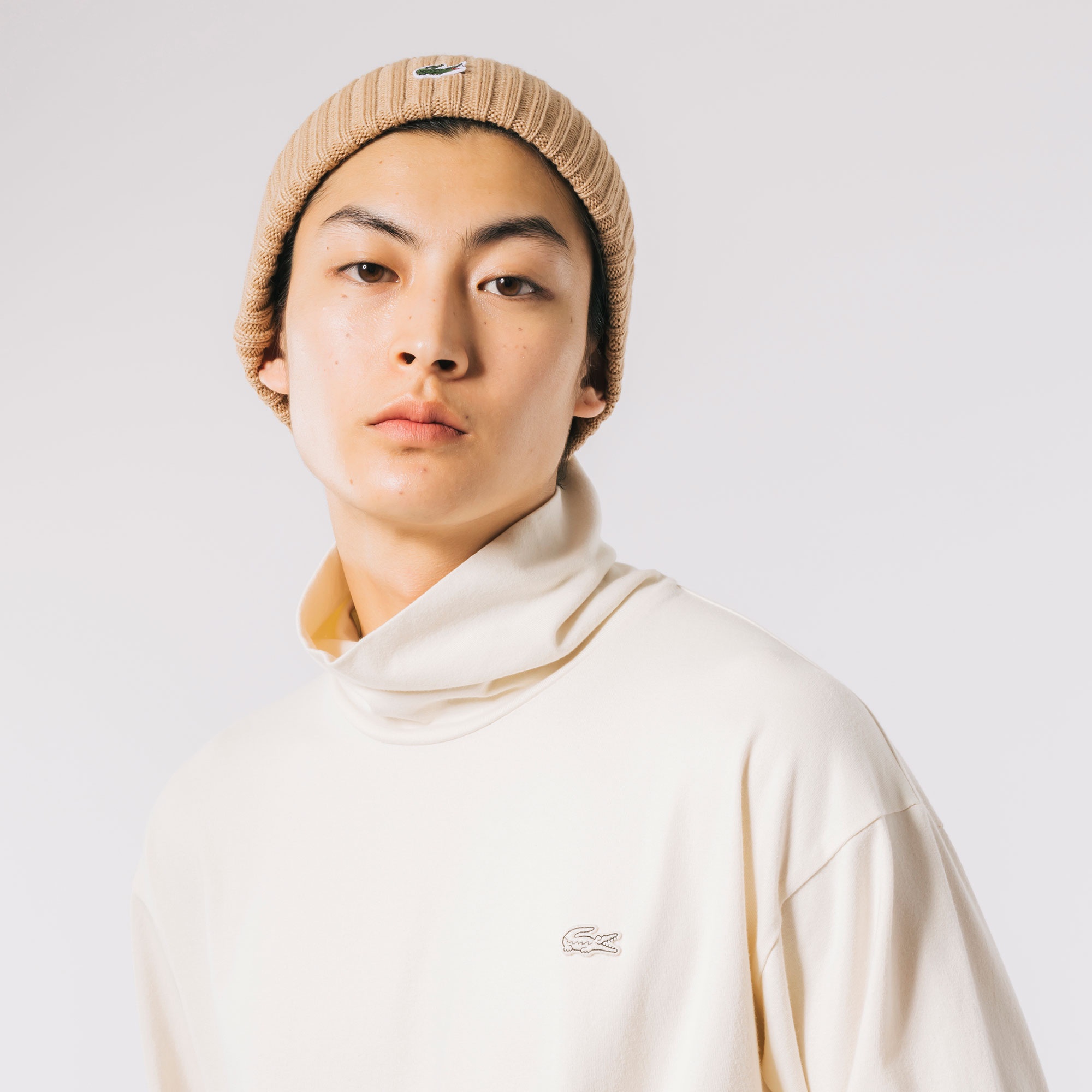 タートルネック長袖Tシャツ