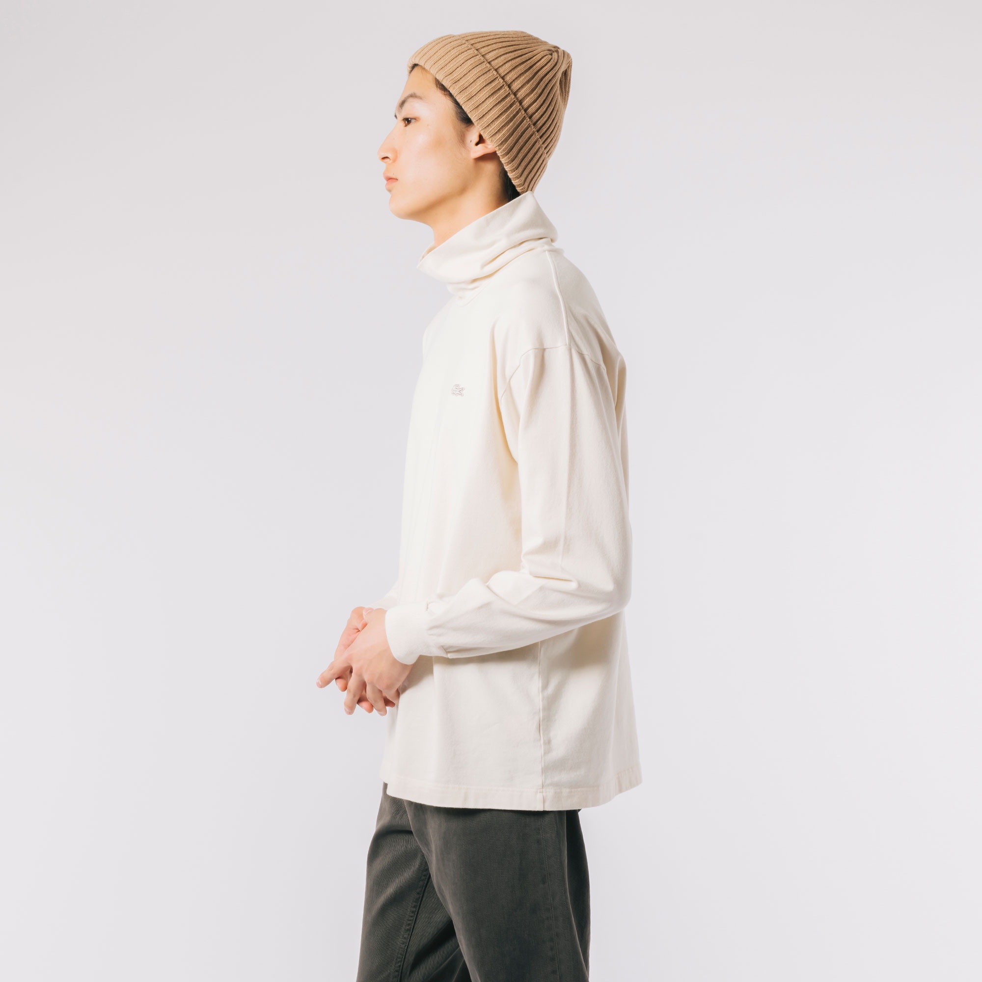 タートルネック長袖Tシャツ