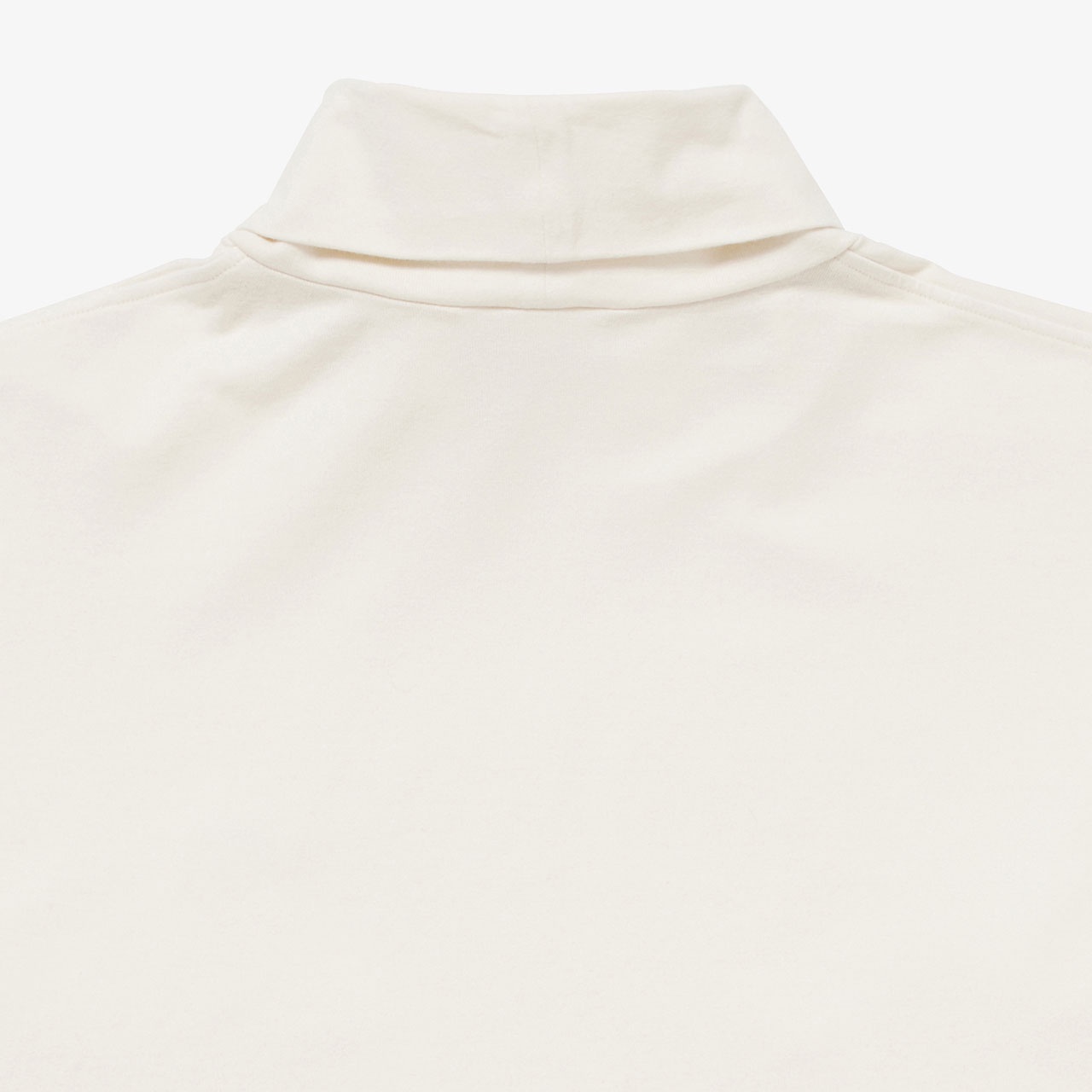 タートルネック長袖Tシャツ