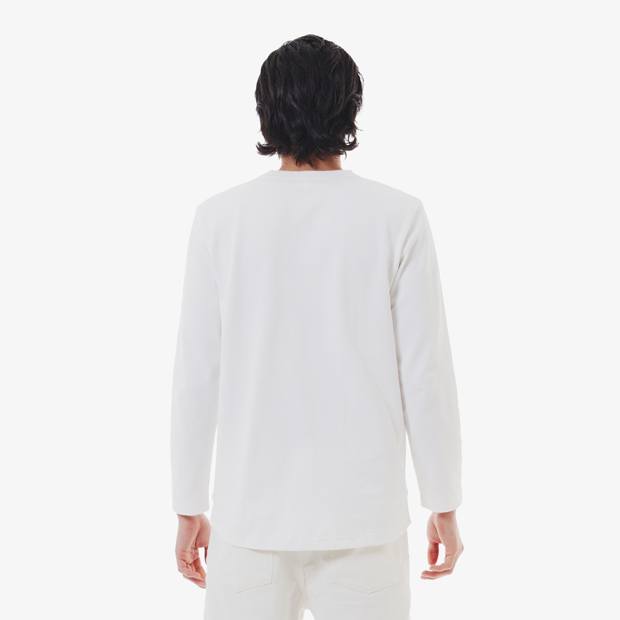 クラシックフィットロングスリーブTシャツ