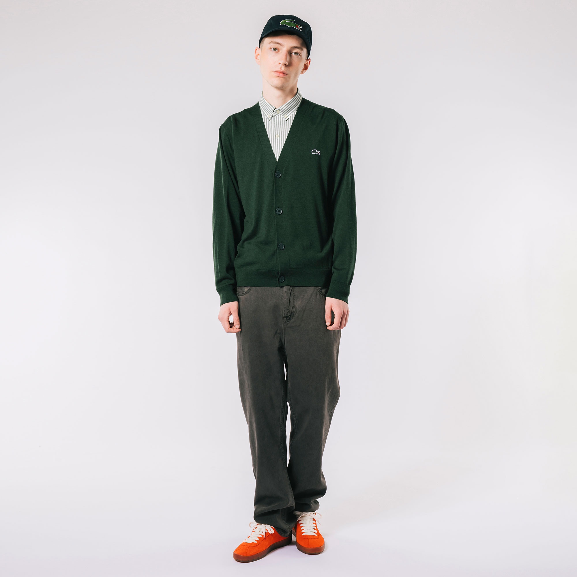 ウォッシャブルウールVネックニットカーディガン