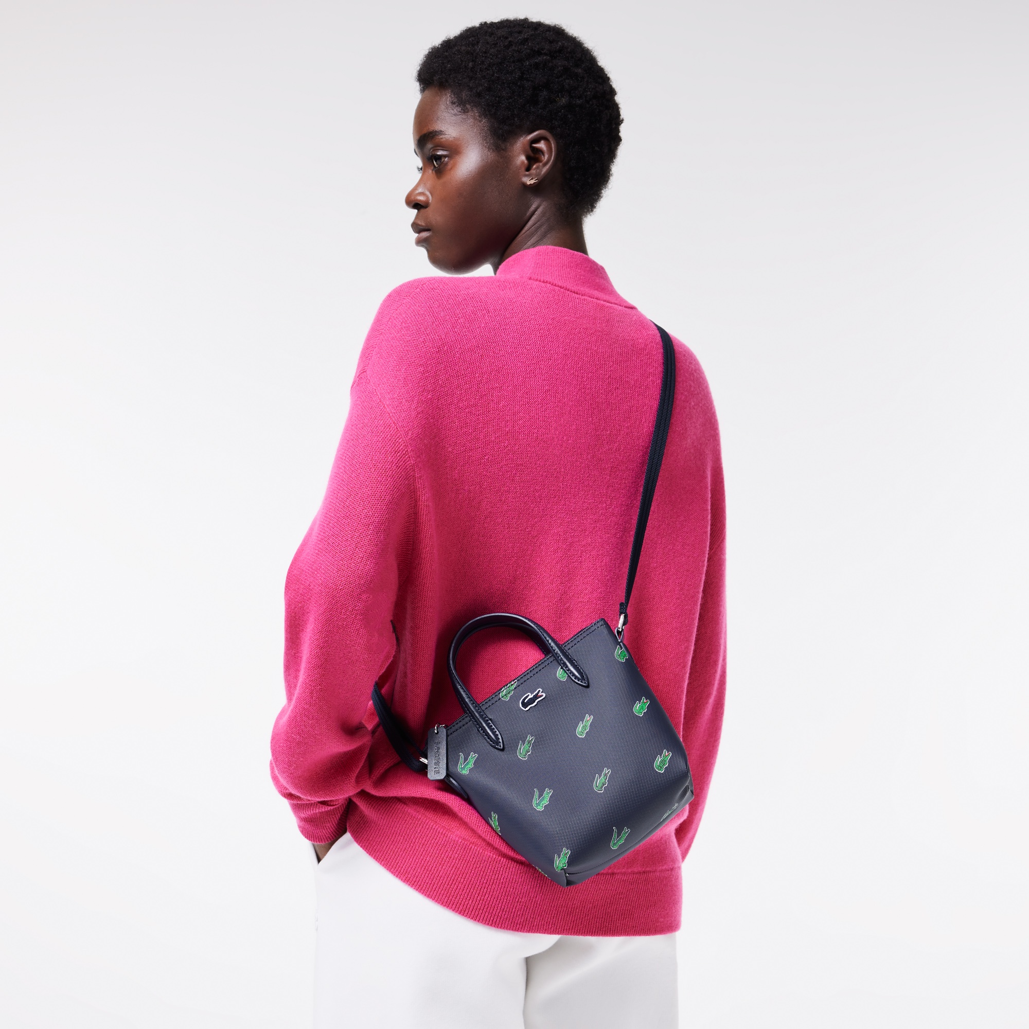 ホリデイ ワニロゴプリントクロスボディミニトート