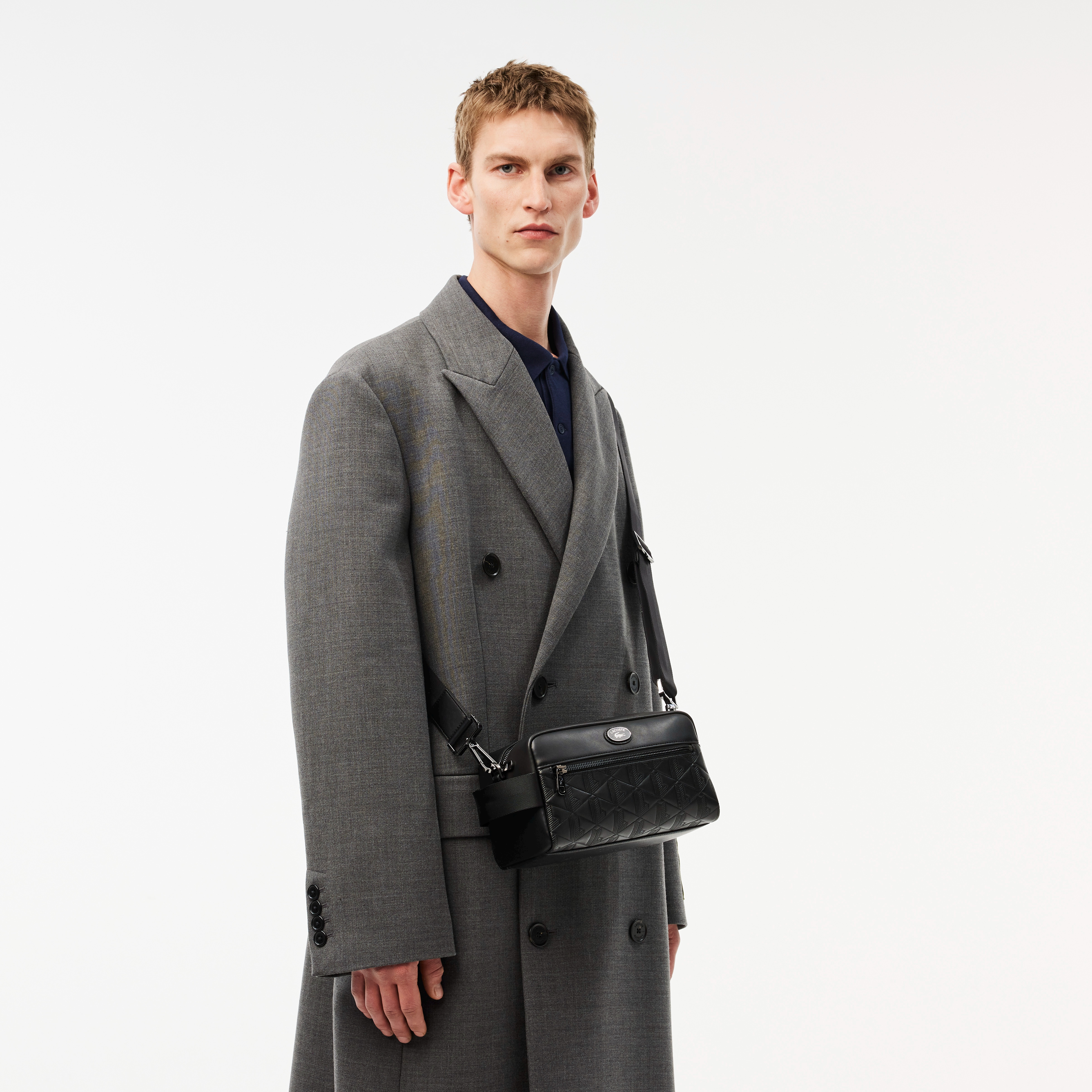 モノグラム レザーモノグラムプリントショルダーポーチ