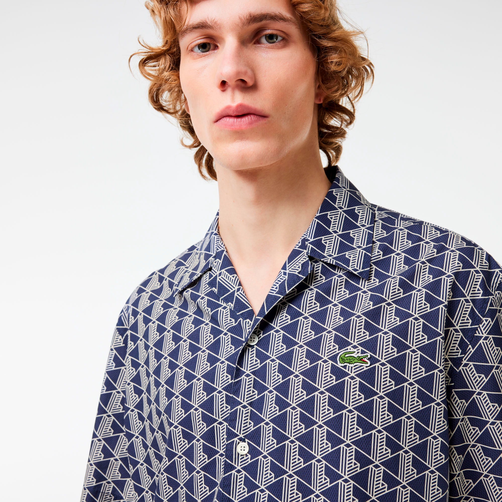 オールオーバーモノグラムプリントオープンカラーシャツ