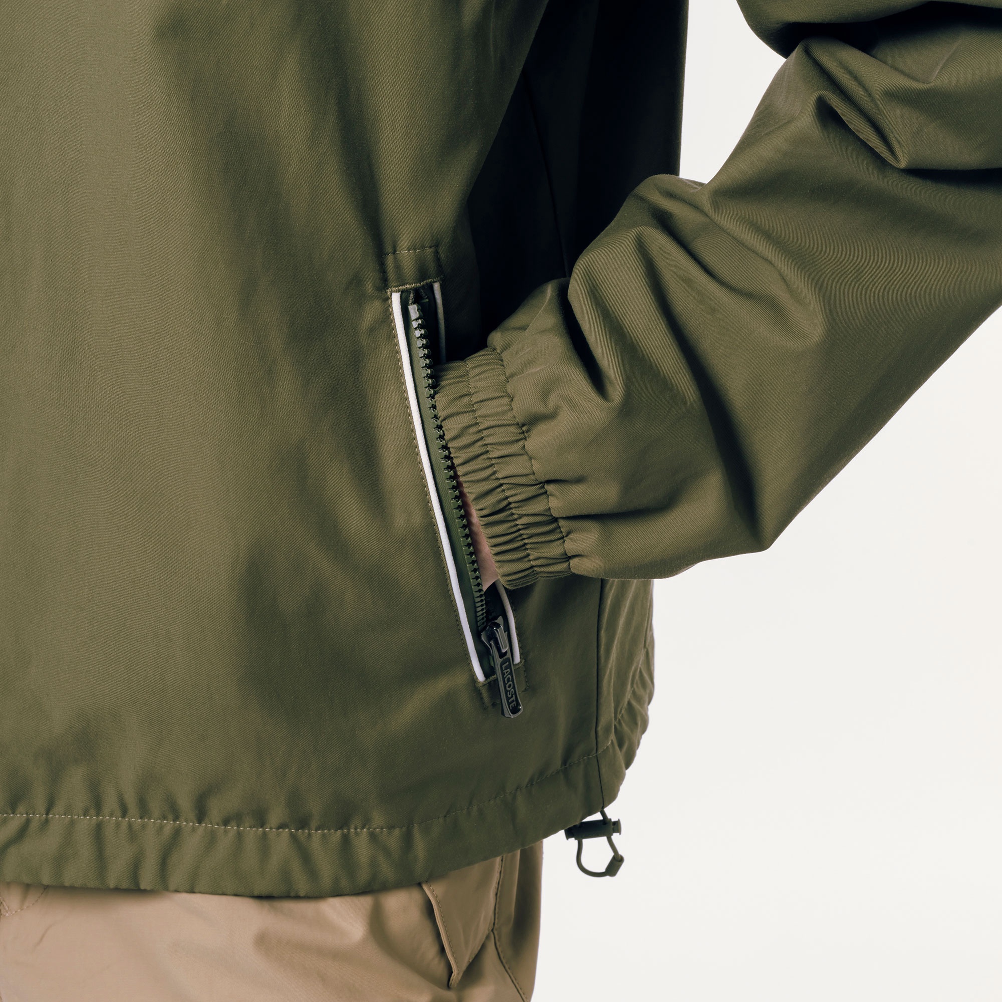 ライトウェイトボマージャケット