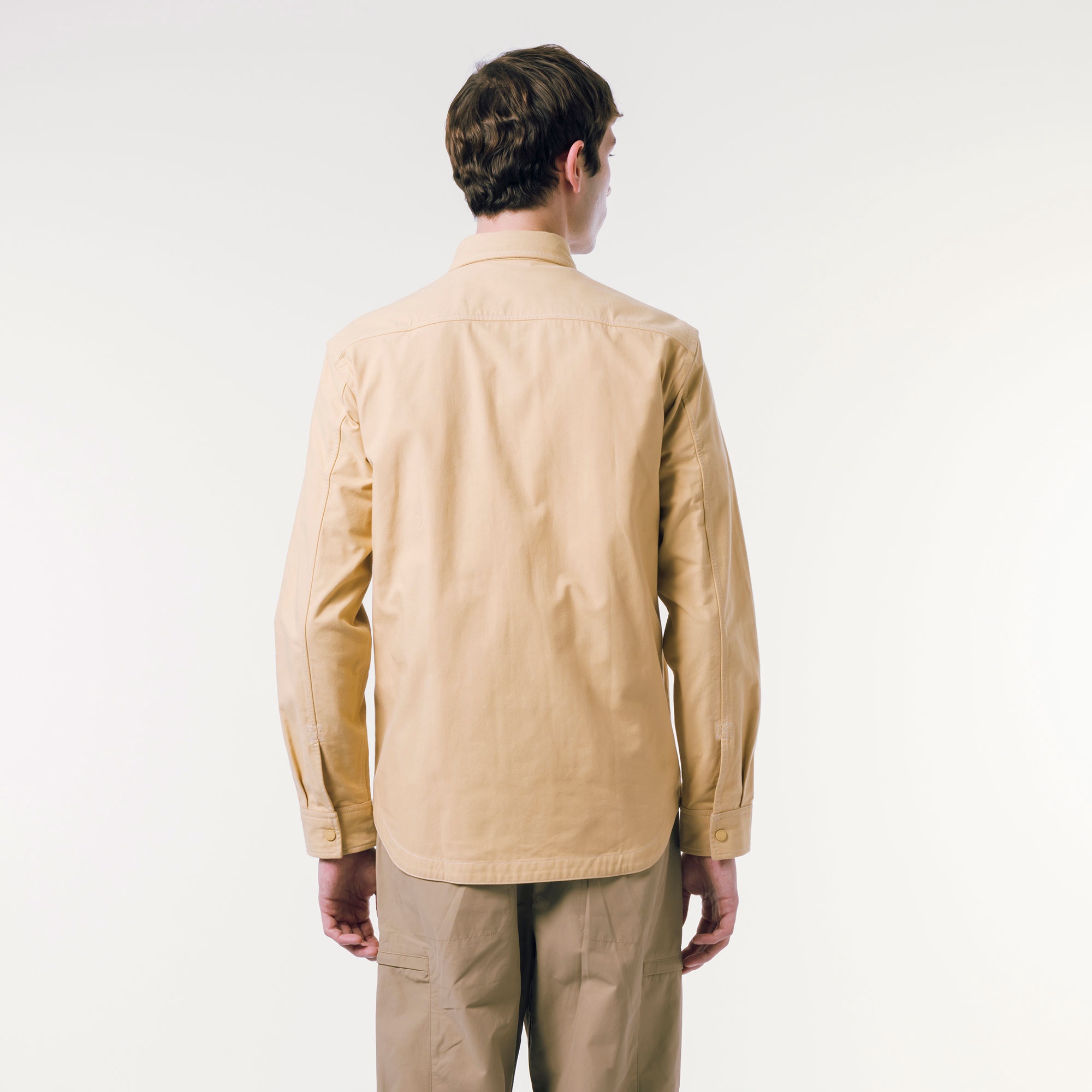 リバーシブルスナップボタンシャツ