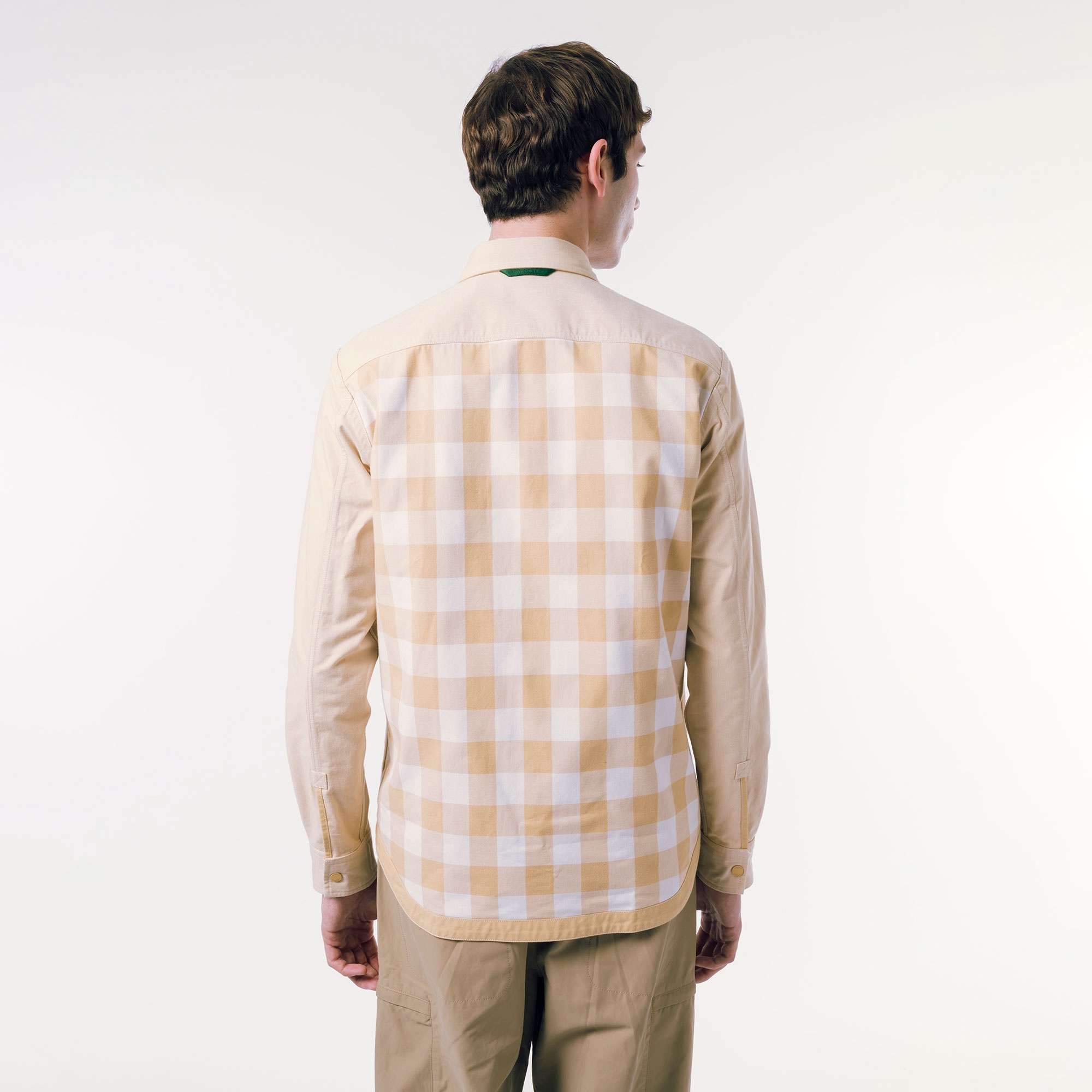 リバーシブルスナップボタンシャツ