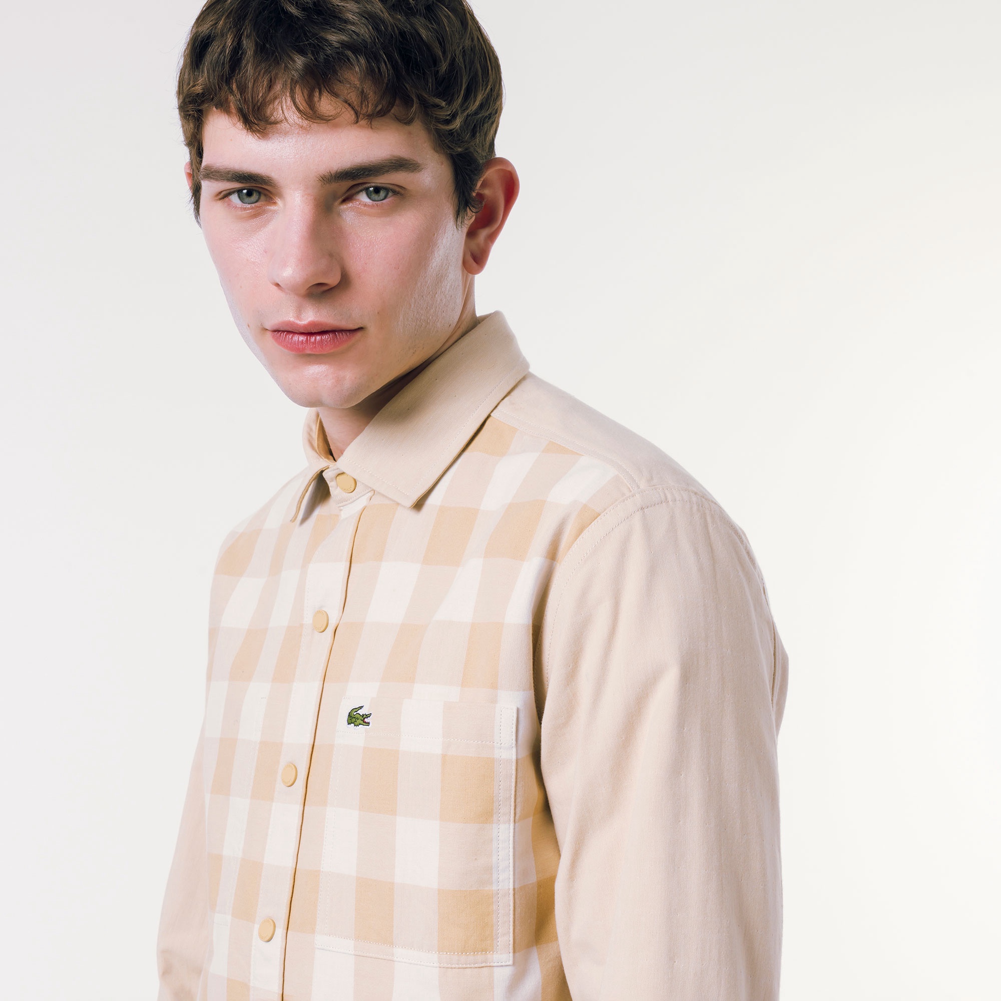 リバーシブルスナップボタンシャツ