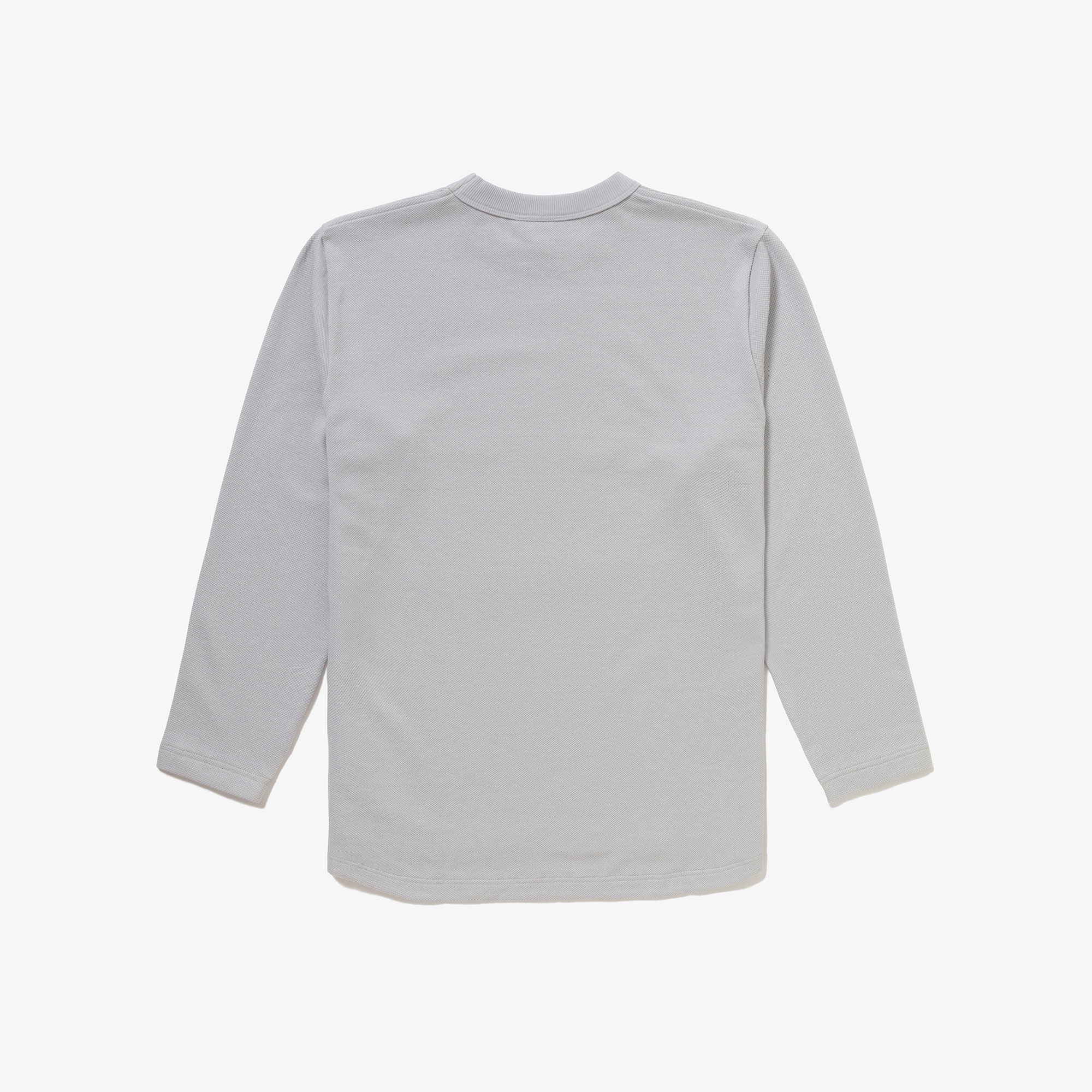 クラシックフィットロングスリーブTシャツ