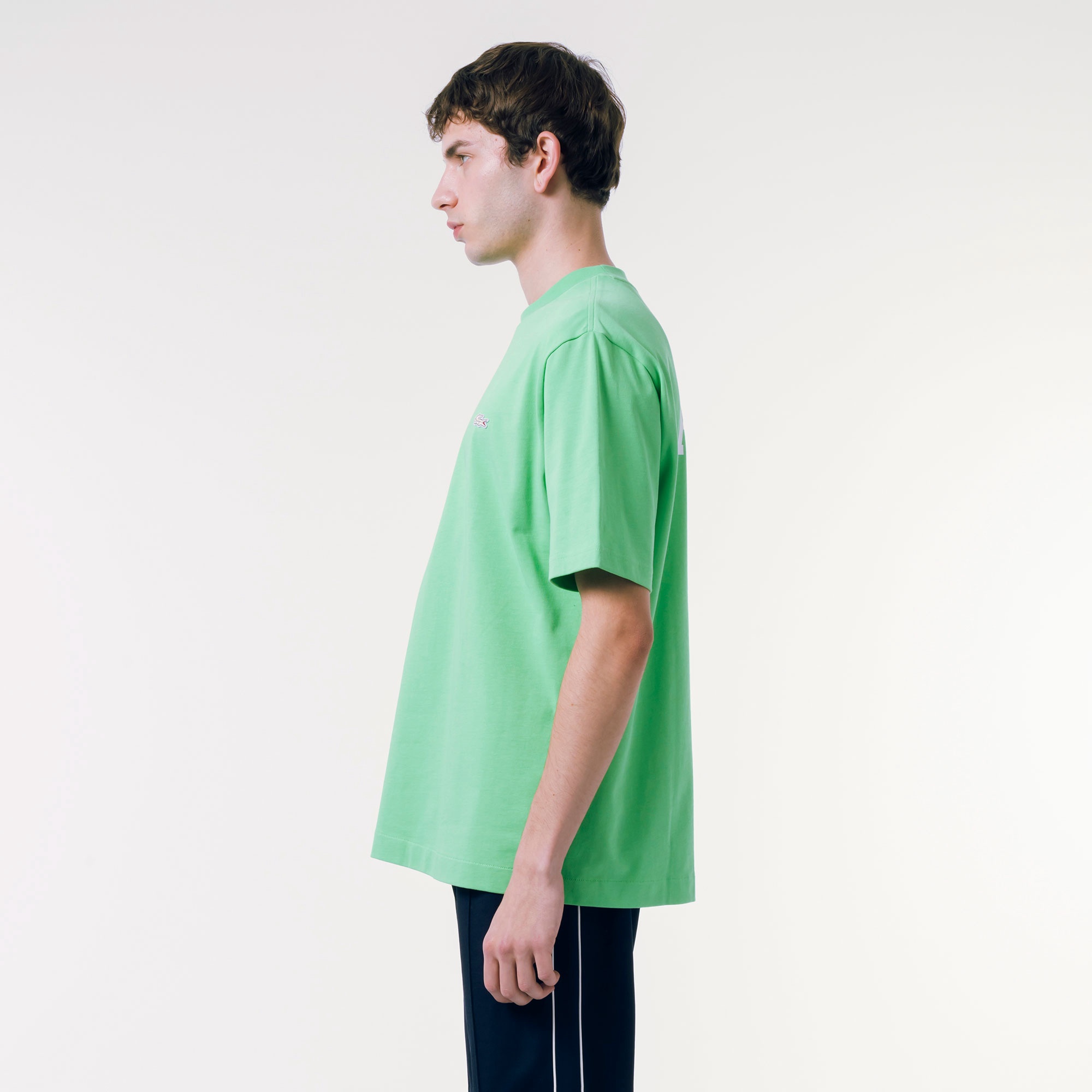 バックプリントベーシックTシャツ