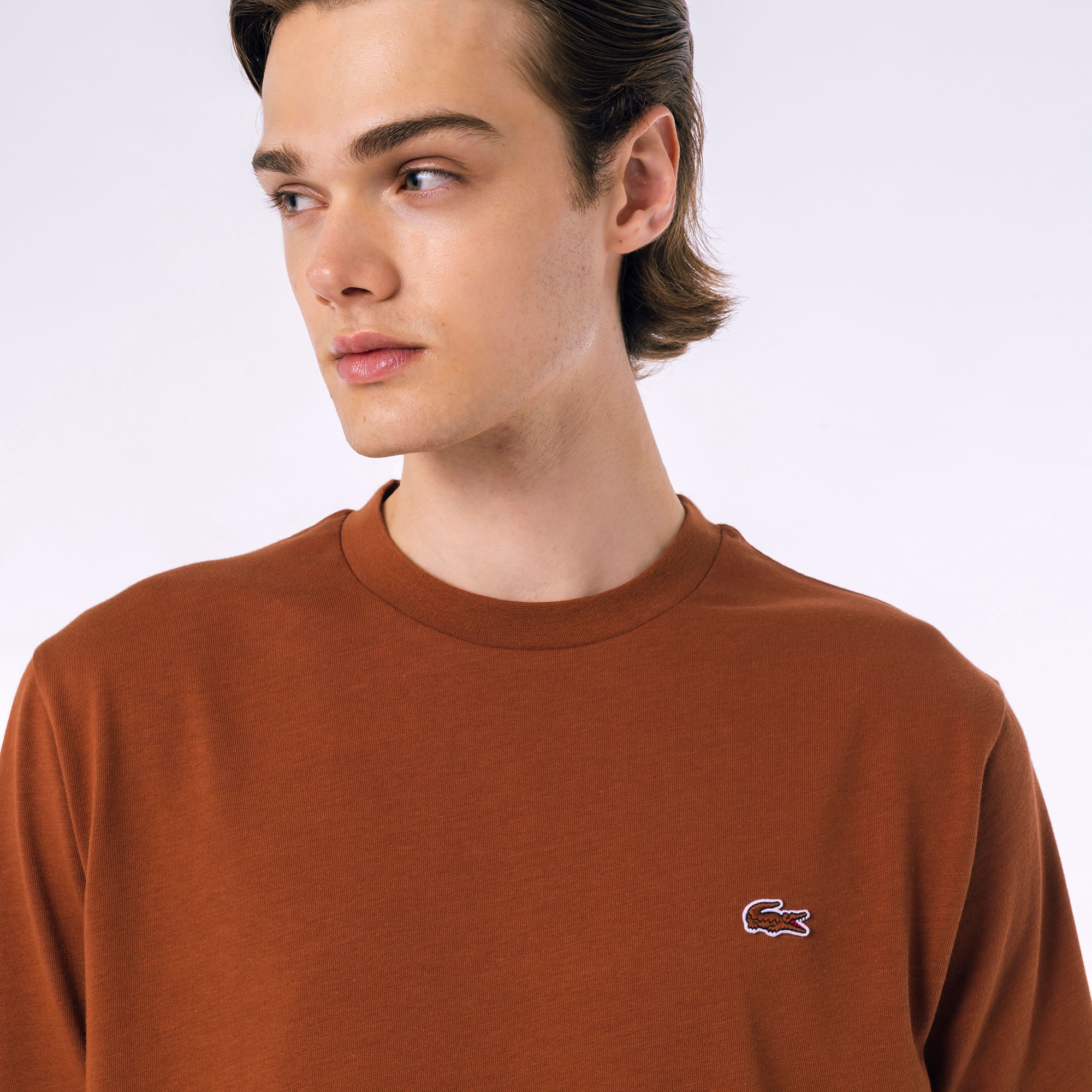 アウトラインクロッククルーネックTシャツ