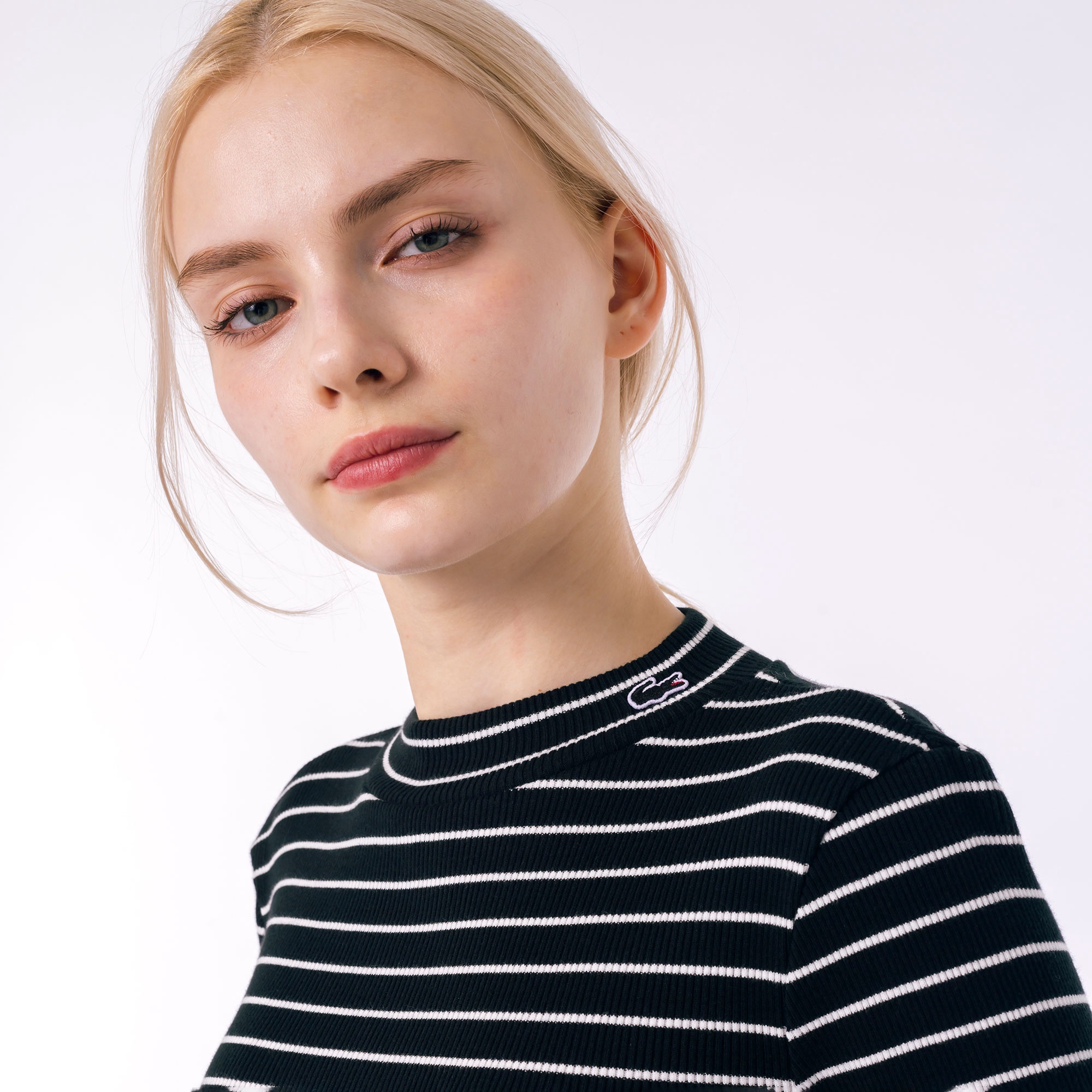 モックネックロングスリーブTシャツ