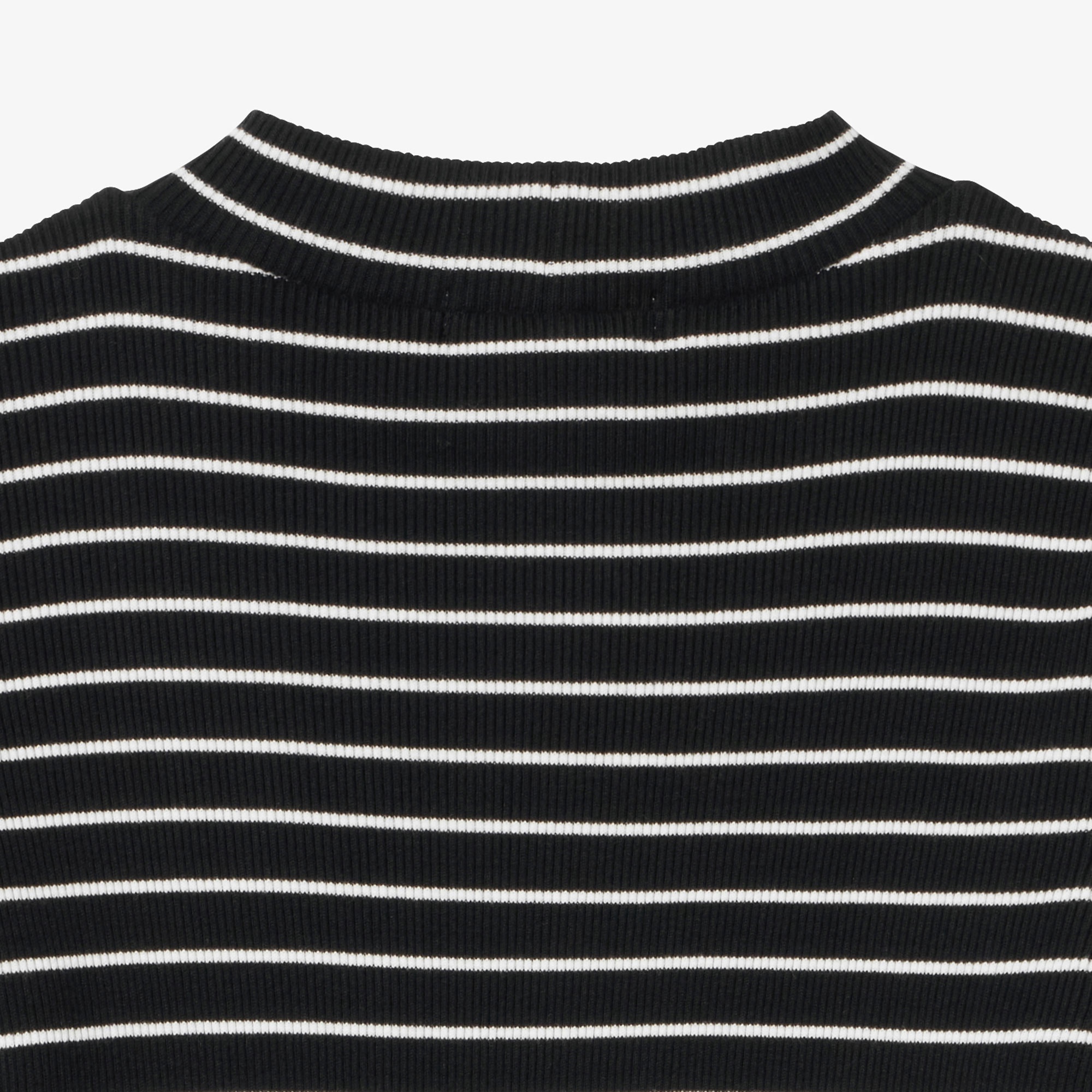 モックネックロングスリーブTシャツ