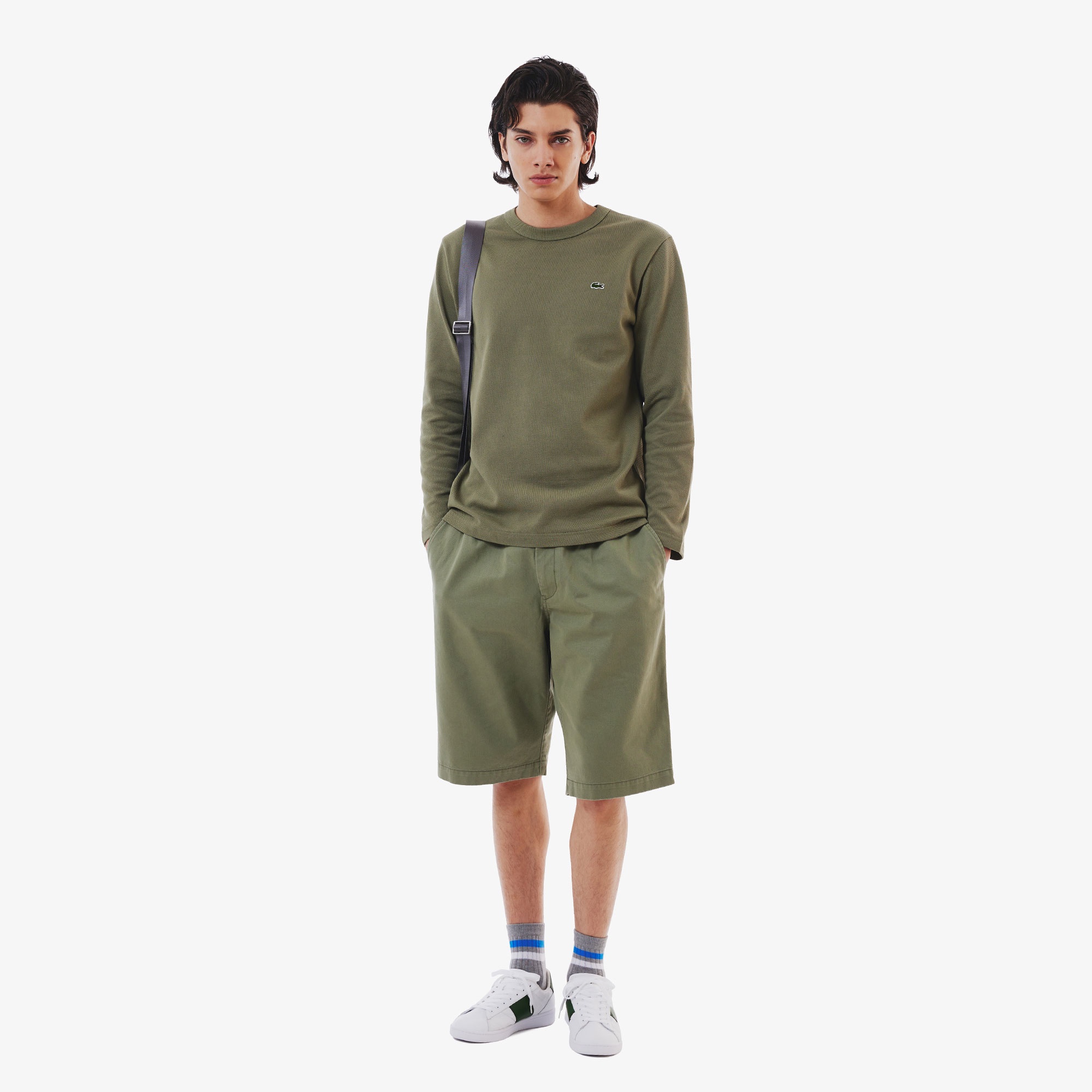 クラシックフィットロングスリーブTシャツ
