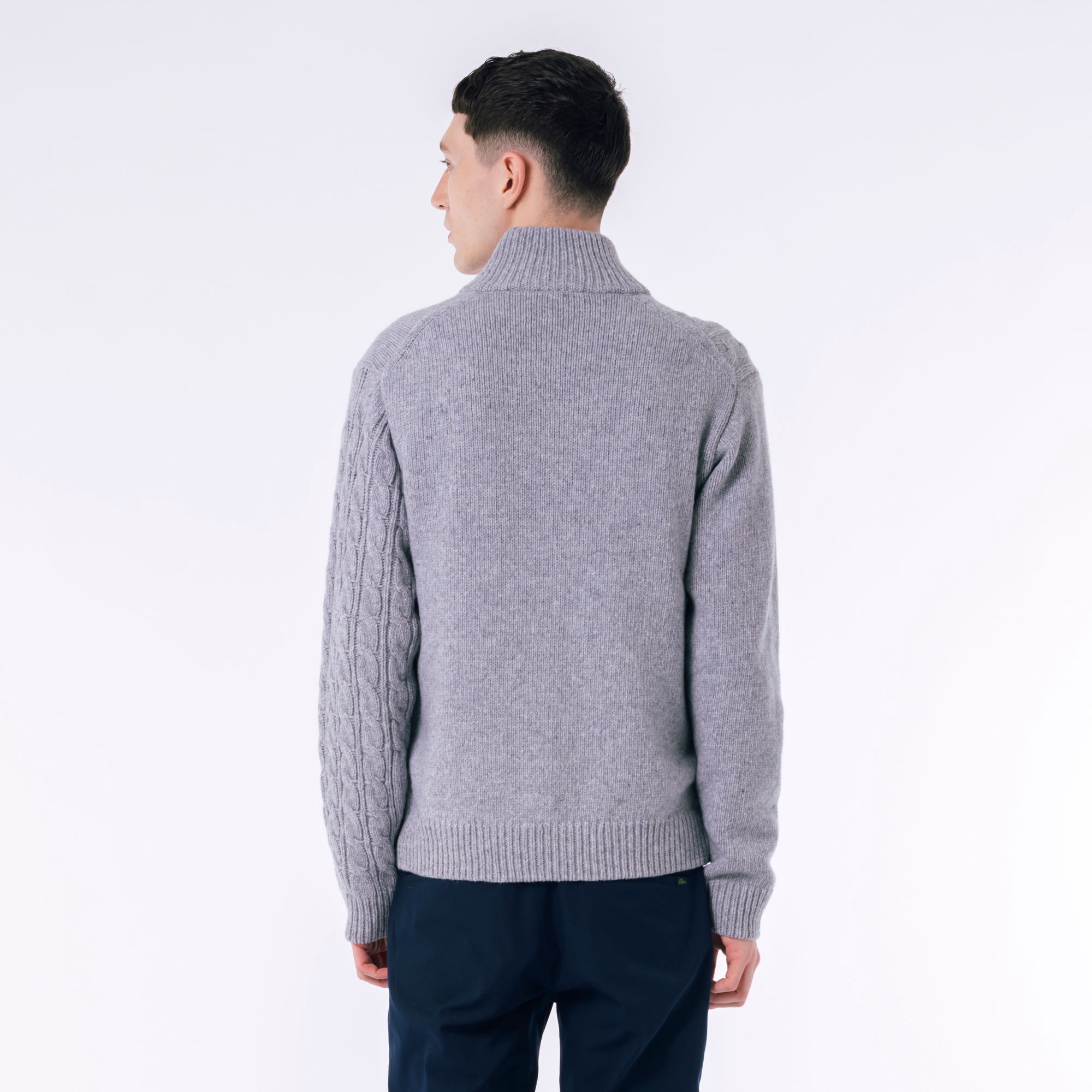 クレイジーニッティングハイネックジップカーディガン