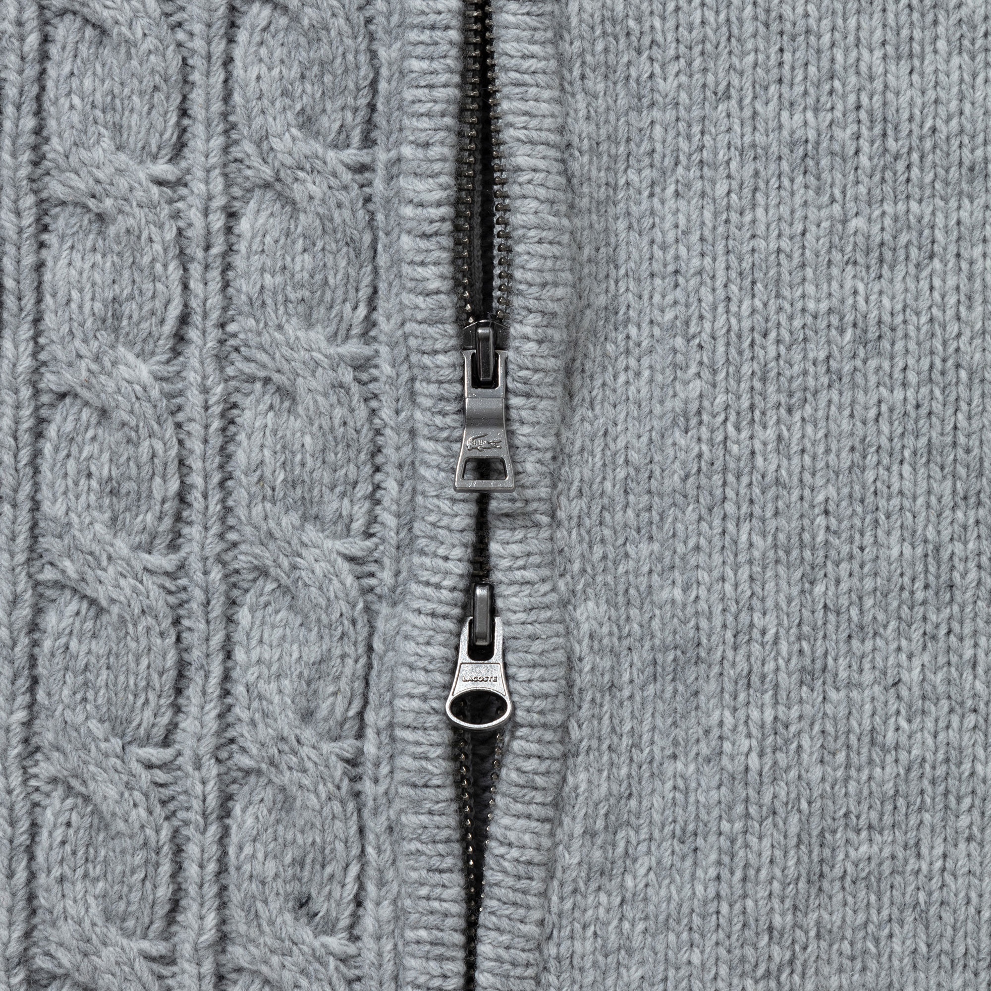 クレイジーニッティングハイネックジップカーディガン