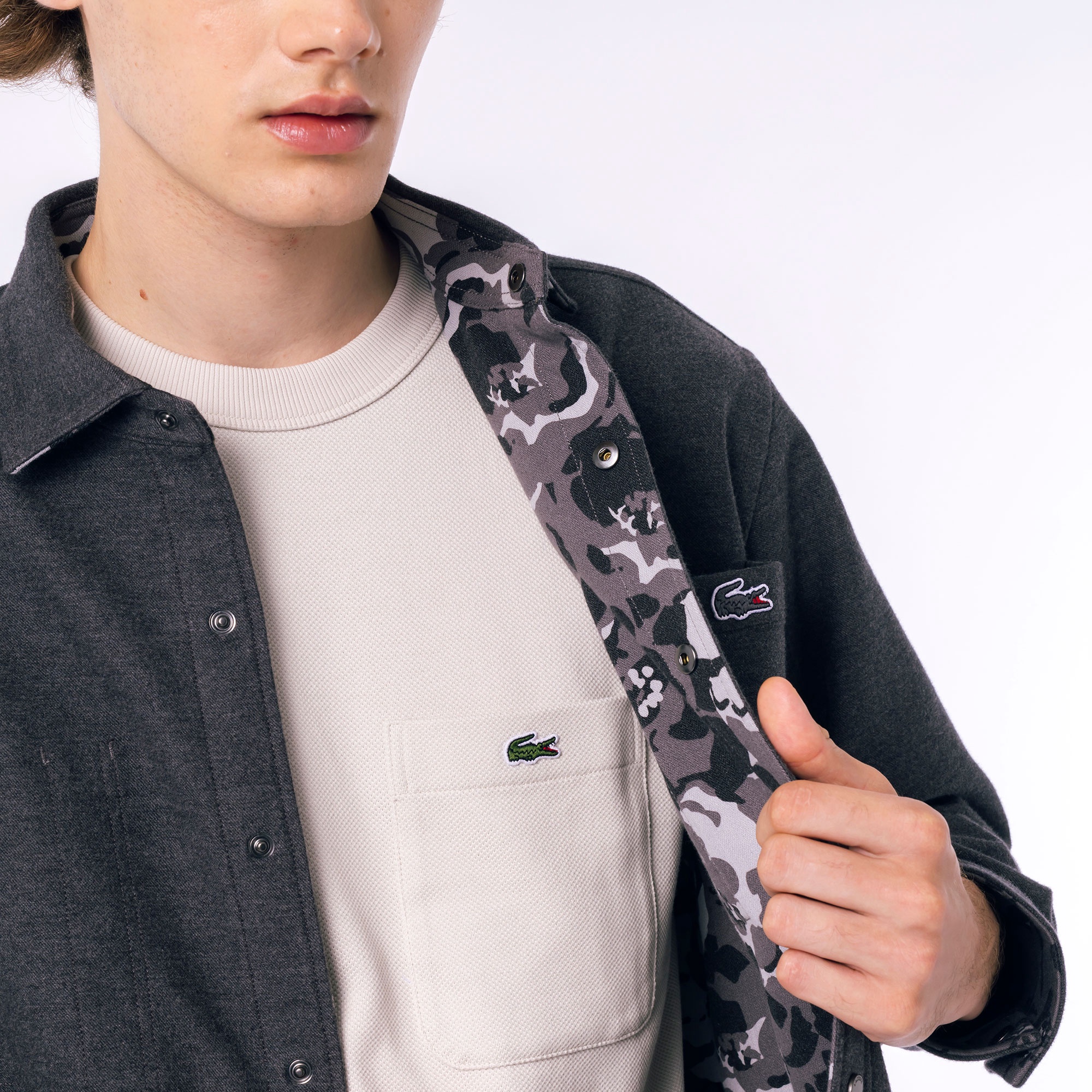 リバーシブルシャツ