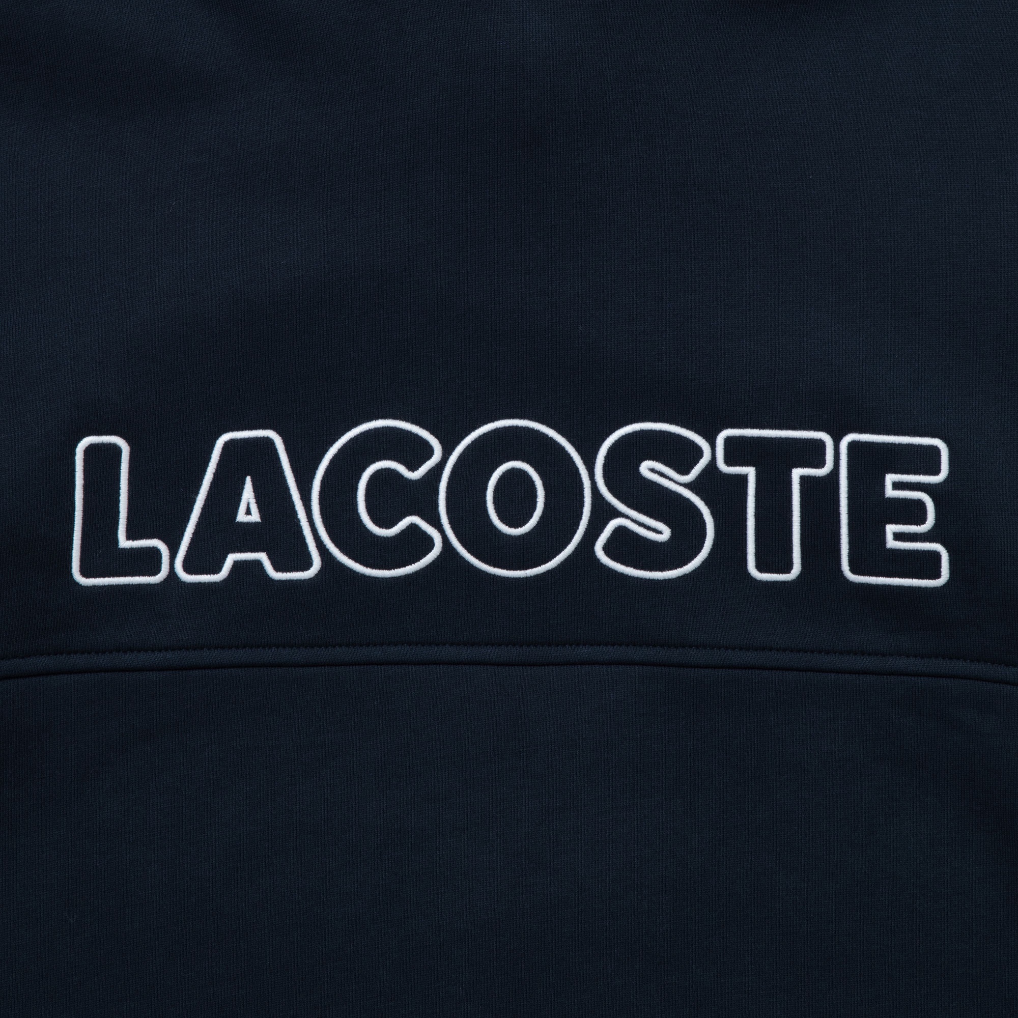 アウトラインネームステッチスウェットフーディー