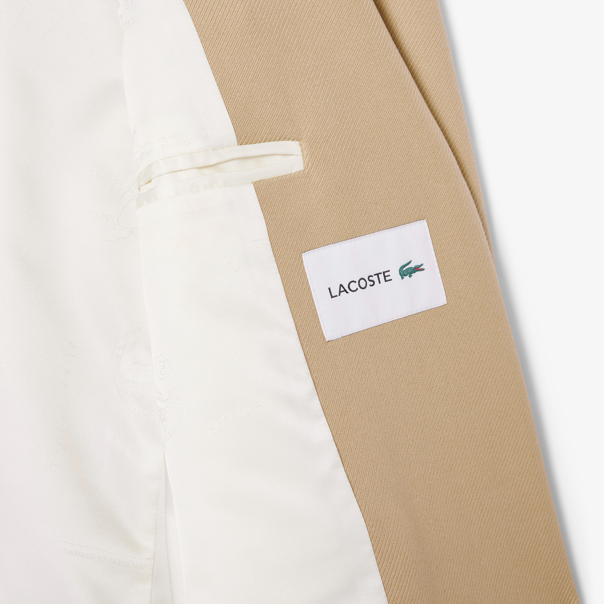 『FW24 Fashion Show』 ツイルロングコート