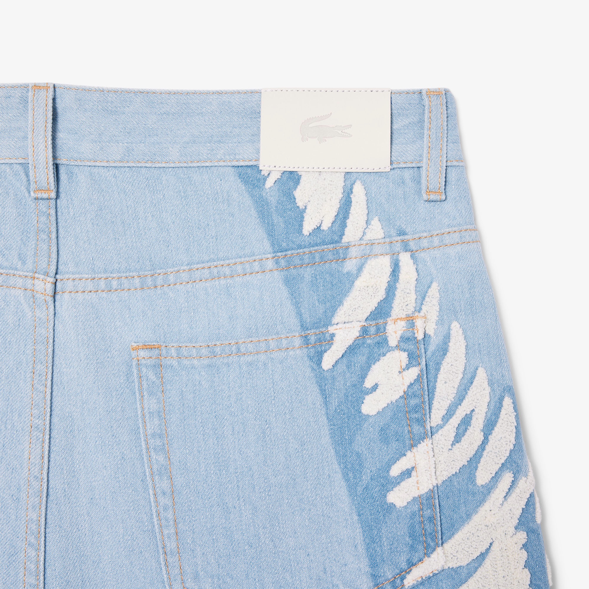 『FW24 Fashion Show』 メンズ ワニロゴグラフィックハイウェストジーンズ