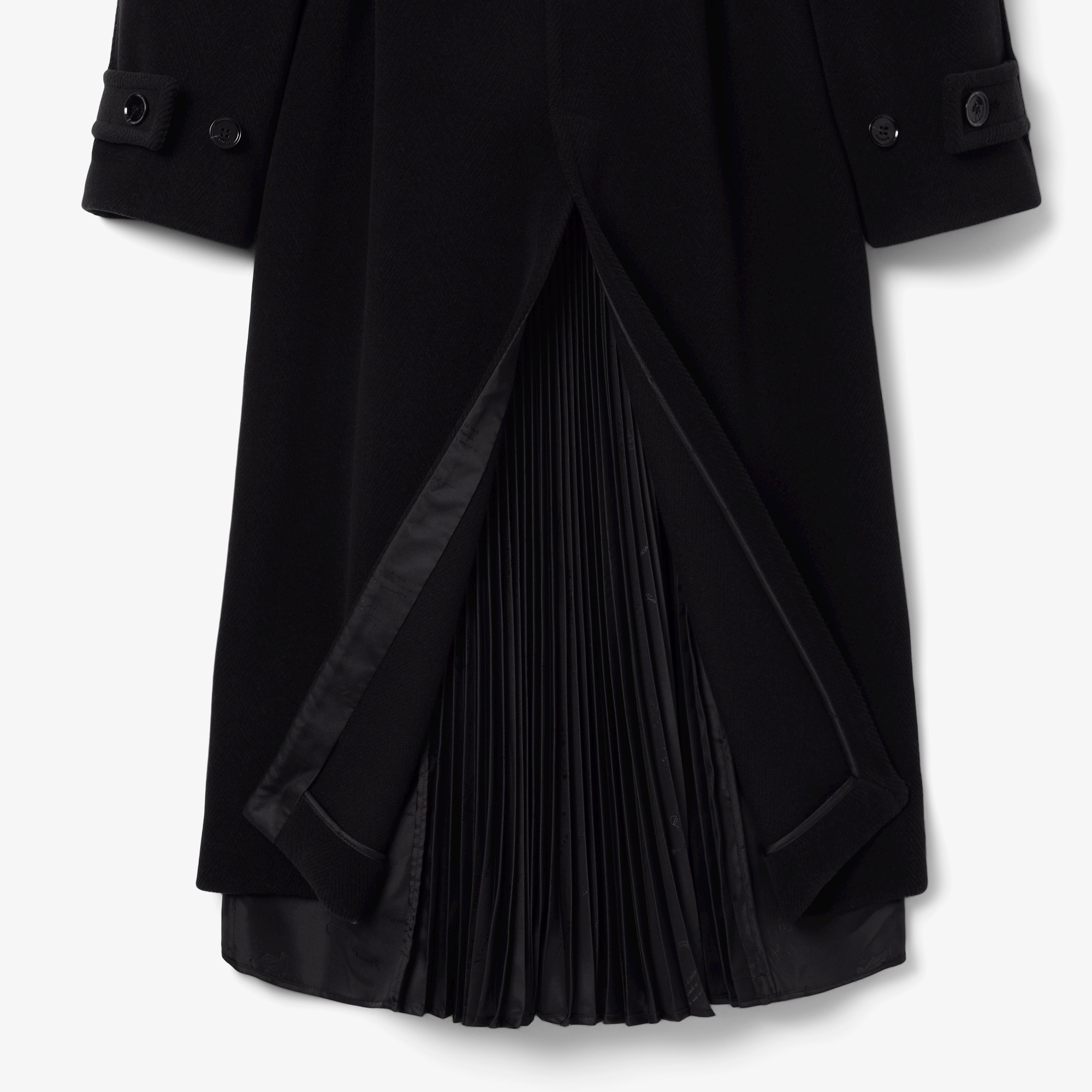 『FW24 Fashion Show』 レデイース ダブルブレストウールコート