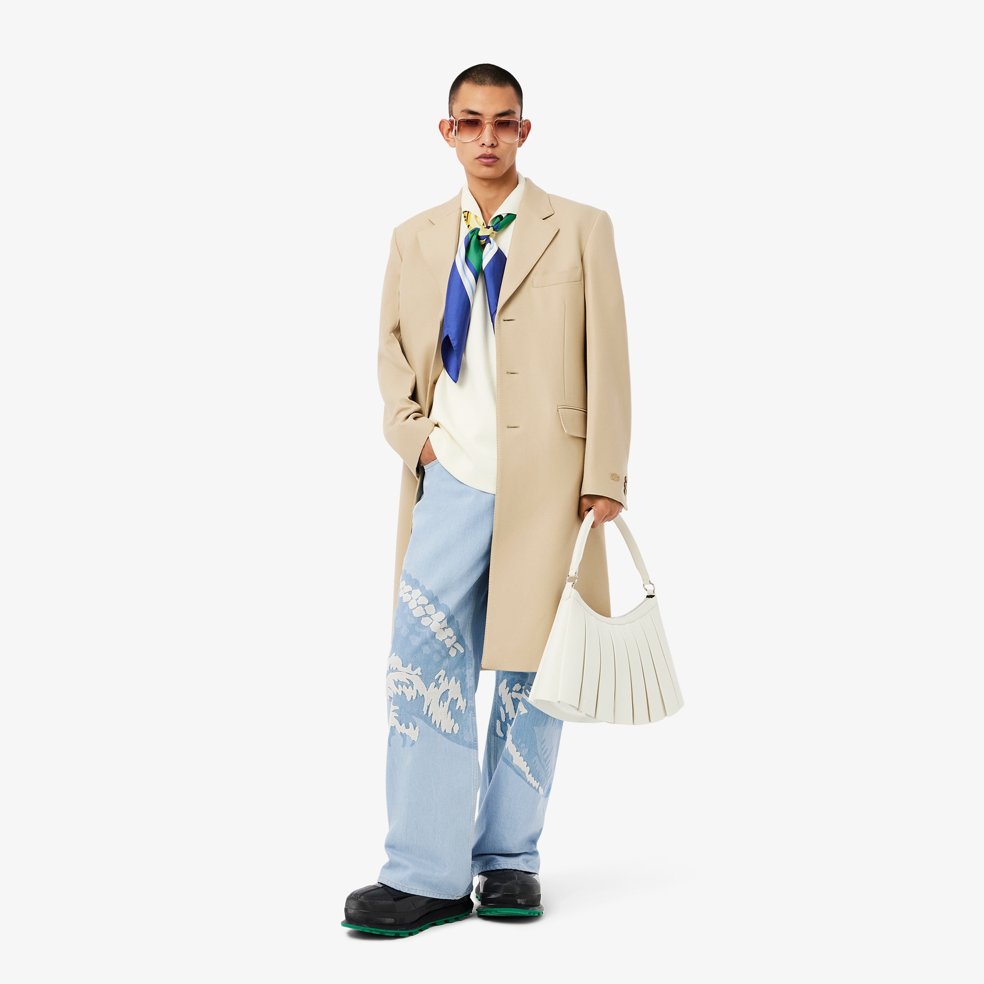 『FW24 Fashion Show』 メンズ ワニロゴグラフィックハイウェストジーンズ