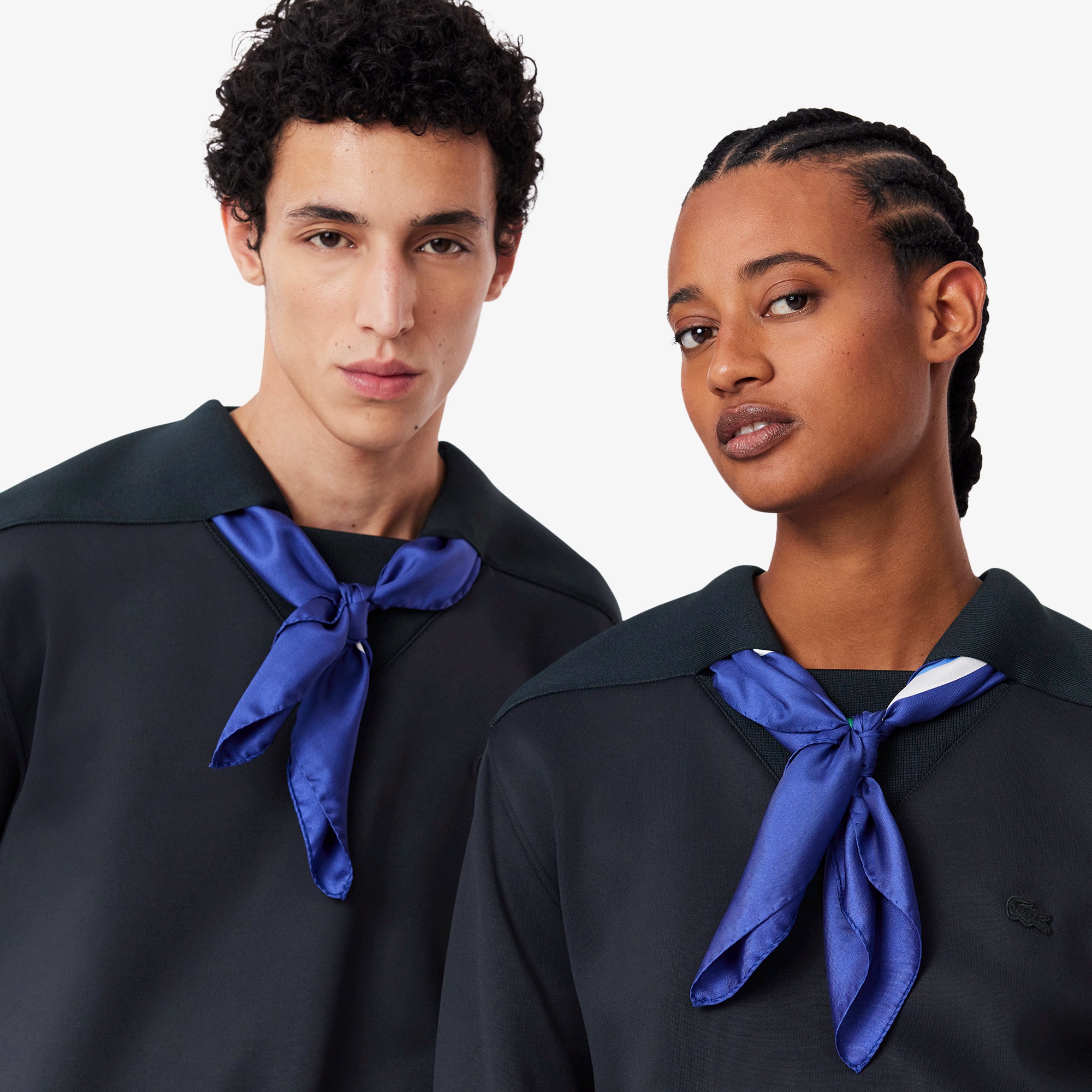 『FW24 Fashion Show』 サテンスウェットシャツ