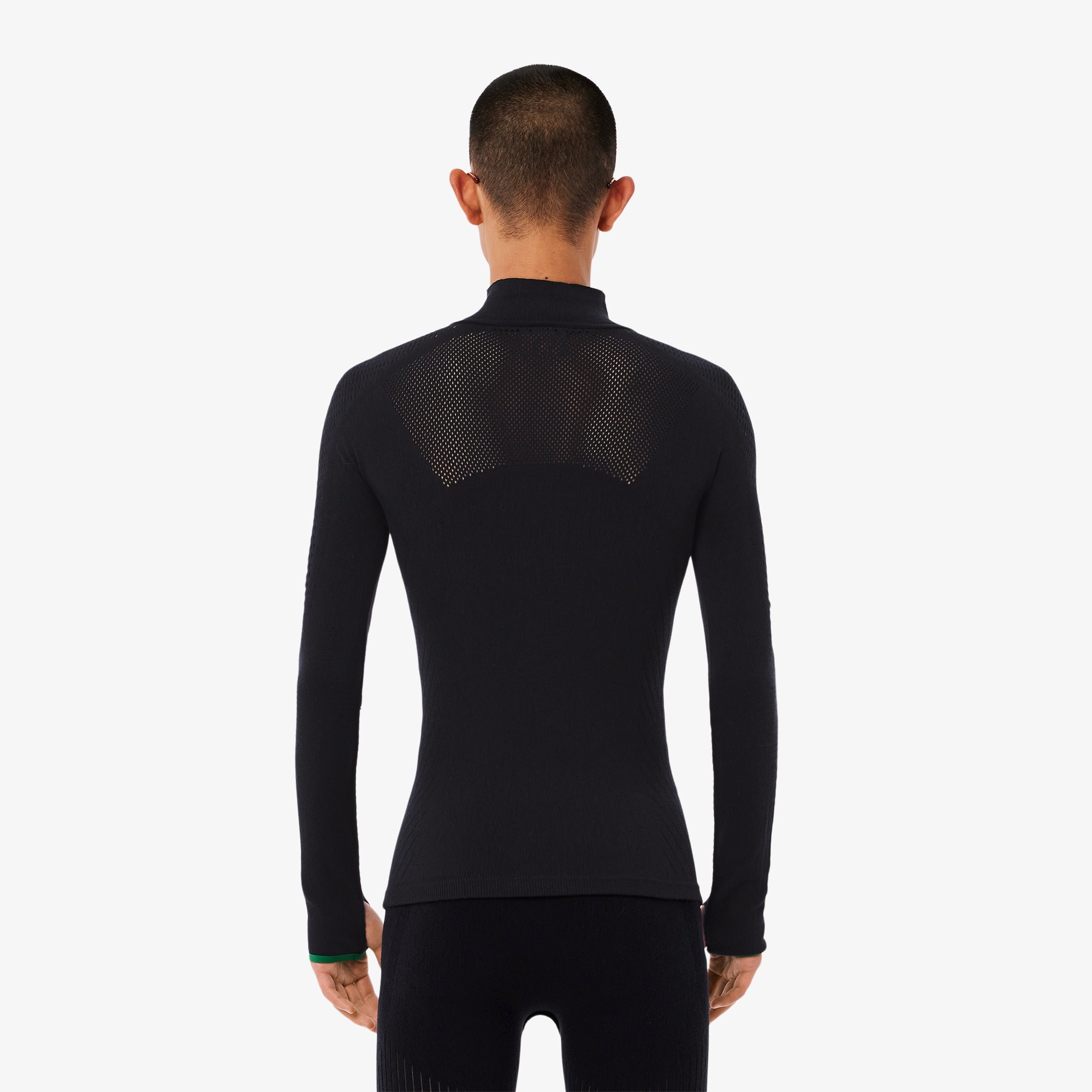 『FW24 Fashion Show』 エルゴノミクス3DニットTシャツ