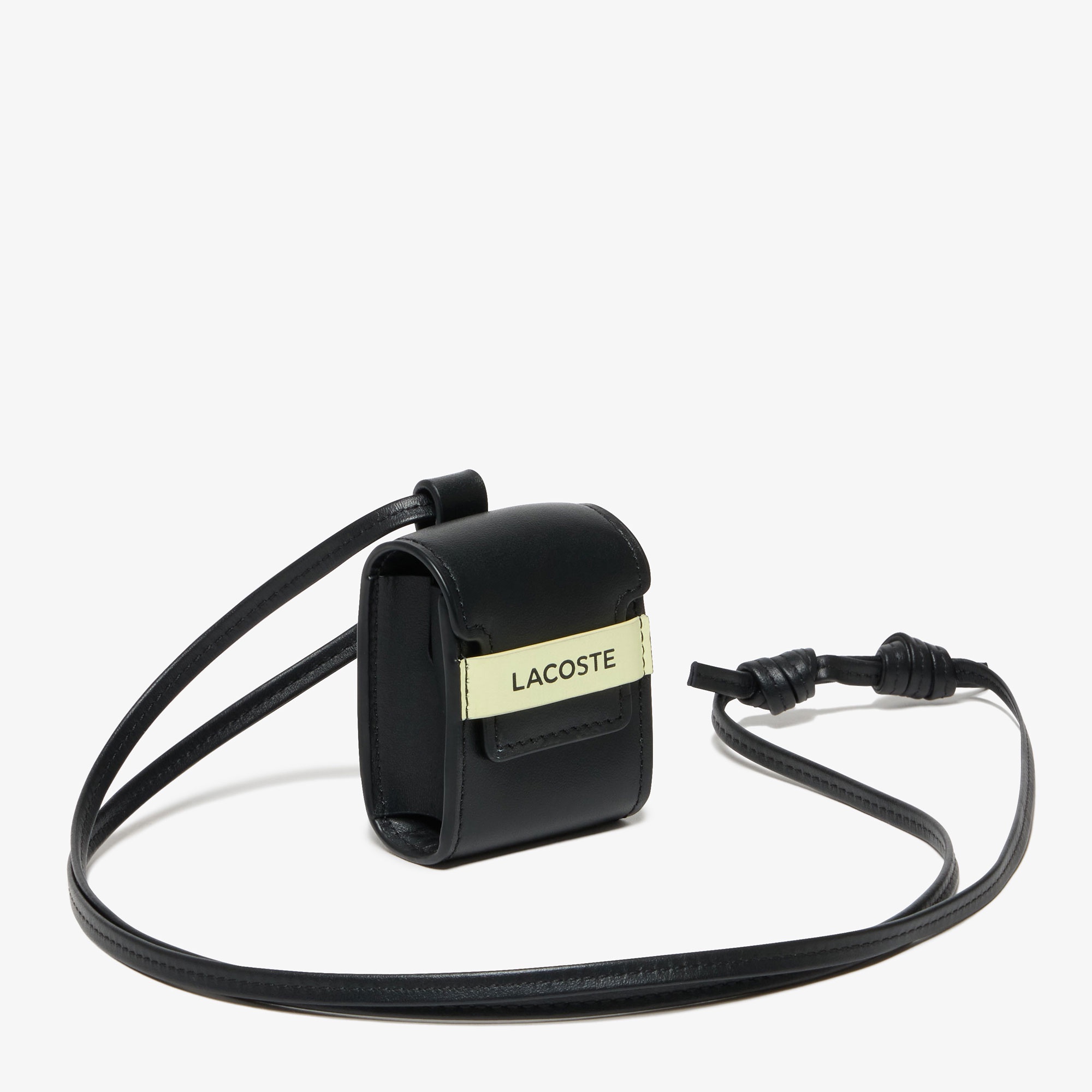 レザーエアポッズケース