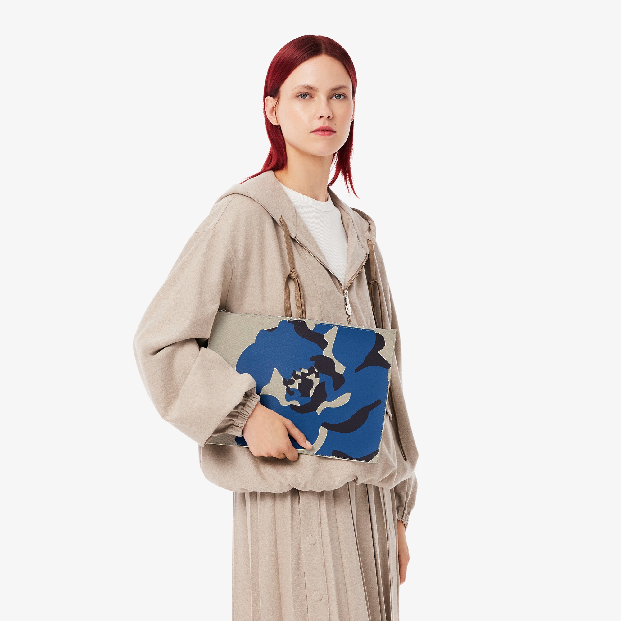 アンナシーズナル クラッチバッグ