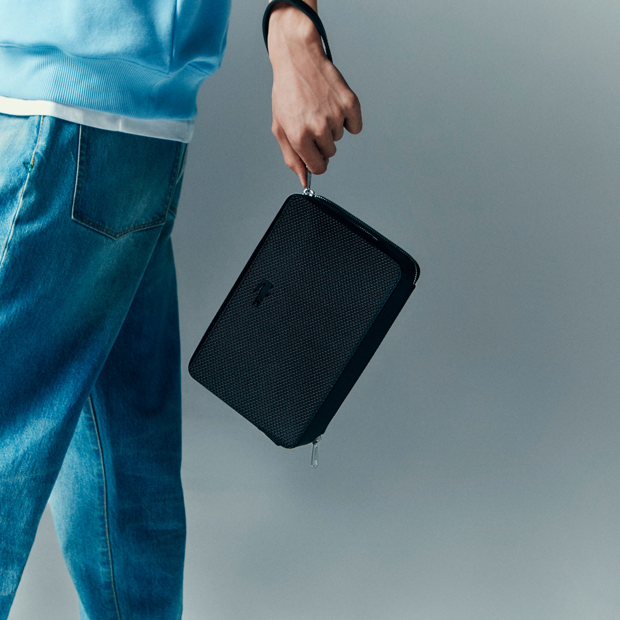 CHANTACO 鹿の子地エンボスレザーサニタリーポーチ