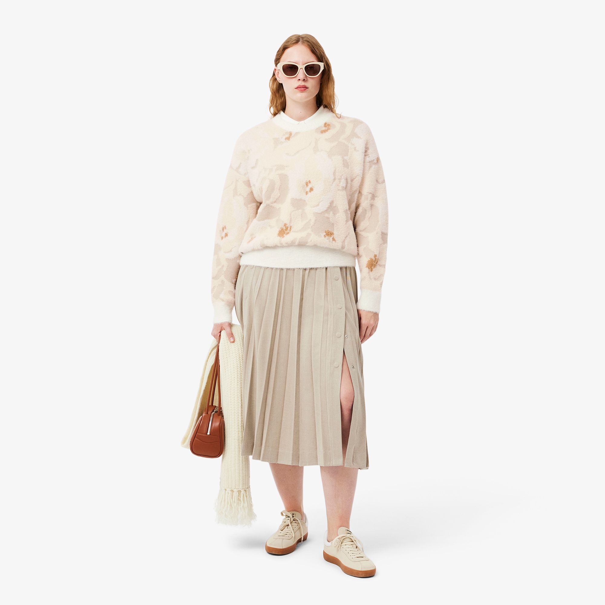 フローラルジャカードシャギーニットセーター