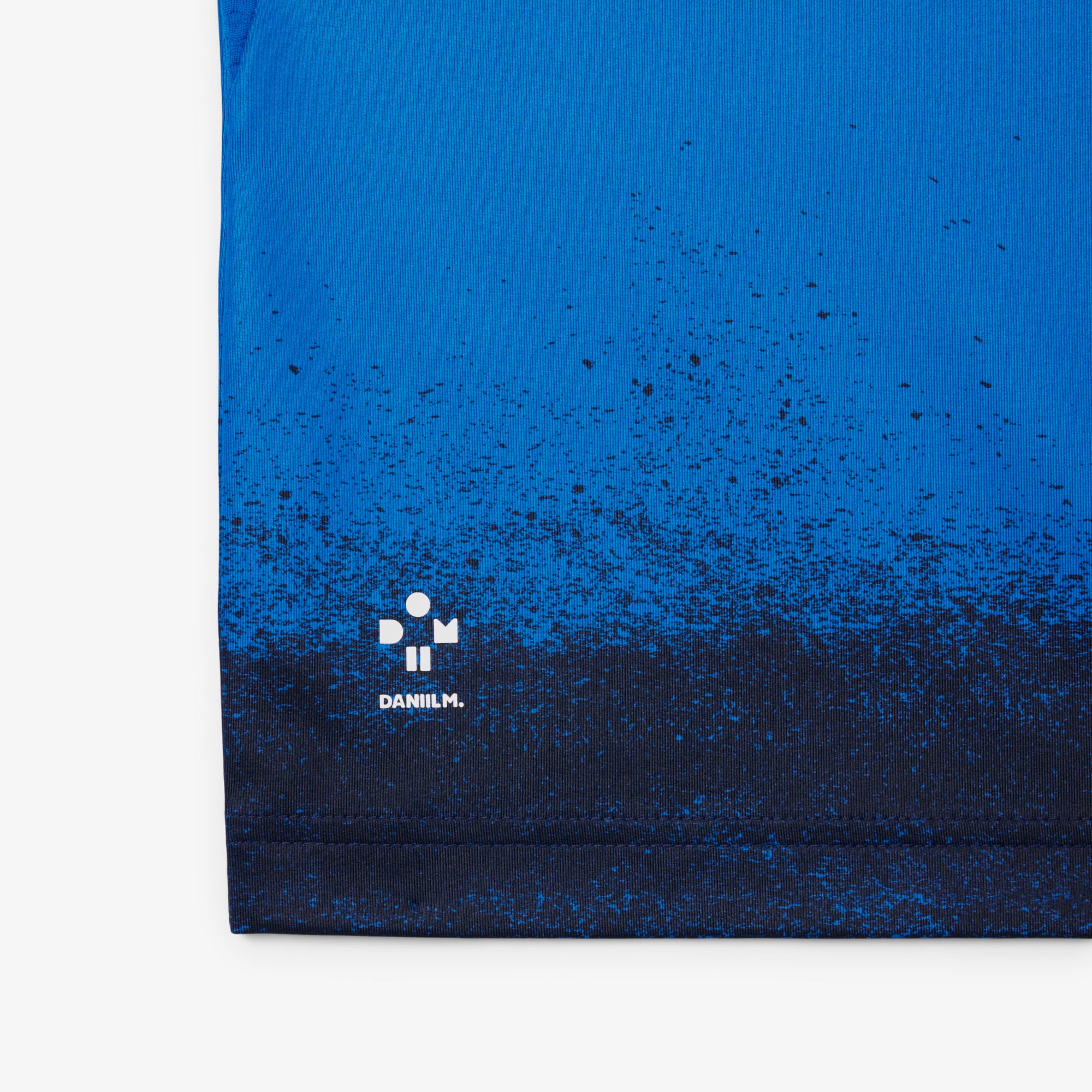 『メドベージェフ』コートデザインポロシャツ