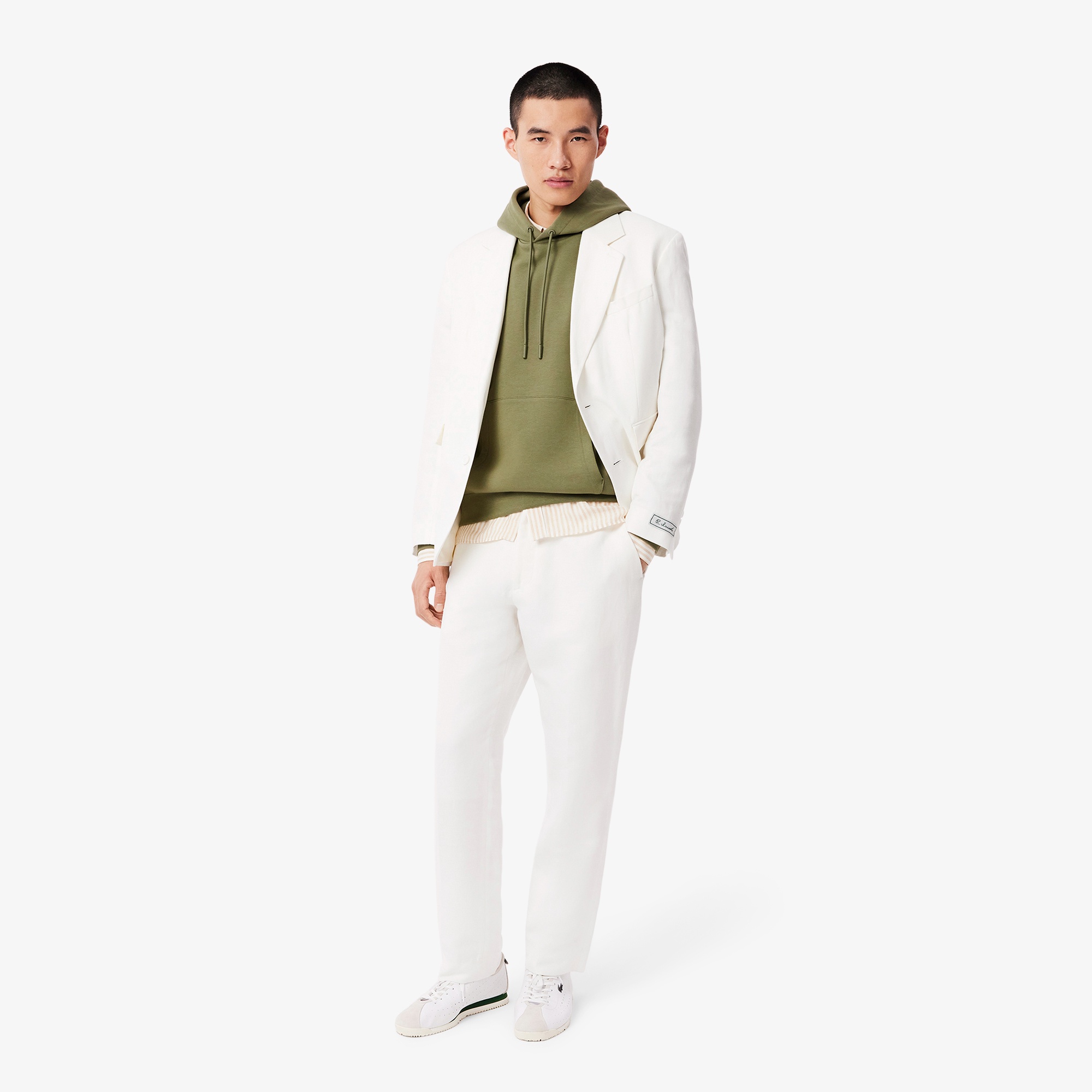 エッセンシャルスウェットフーディー