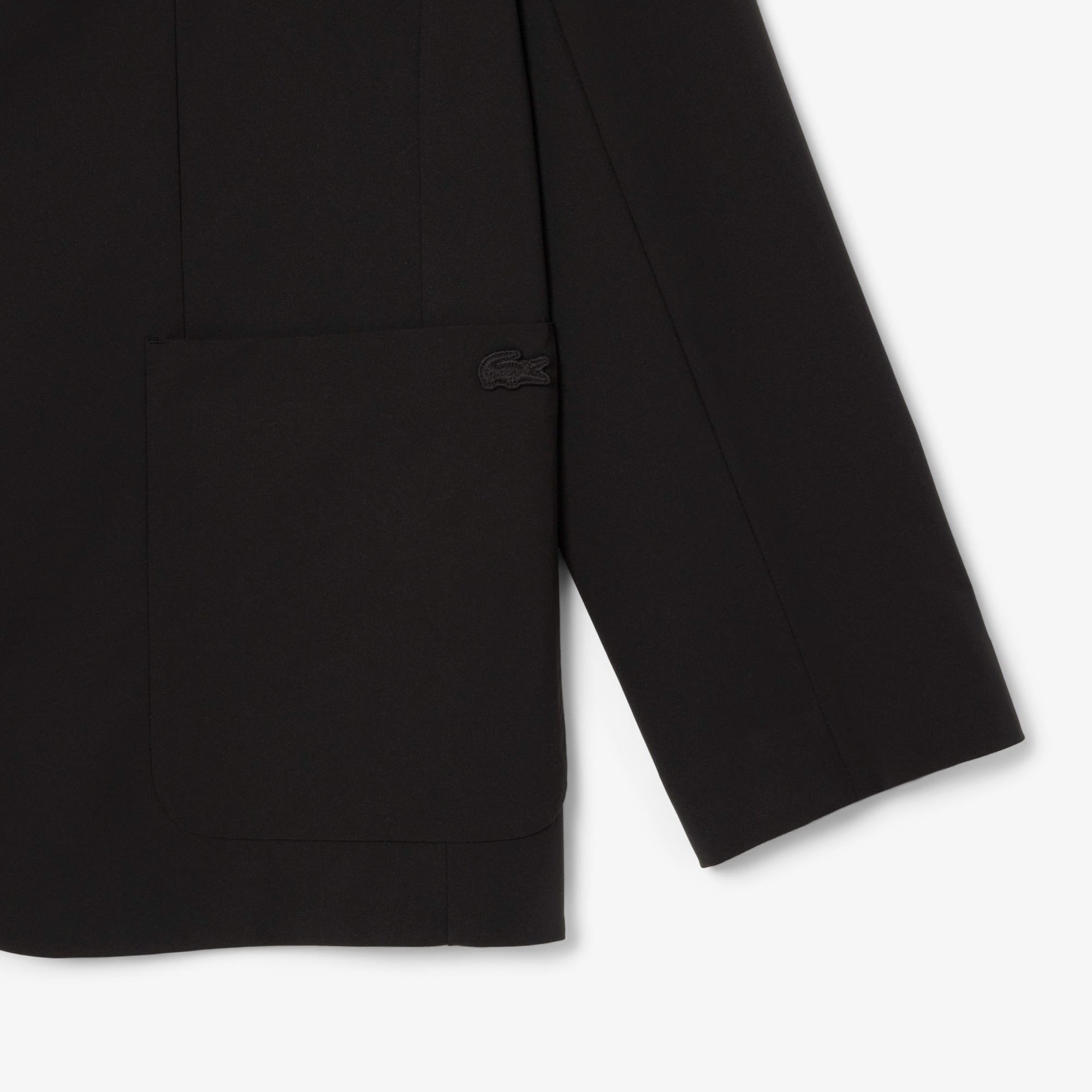 テクニカルジャケット