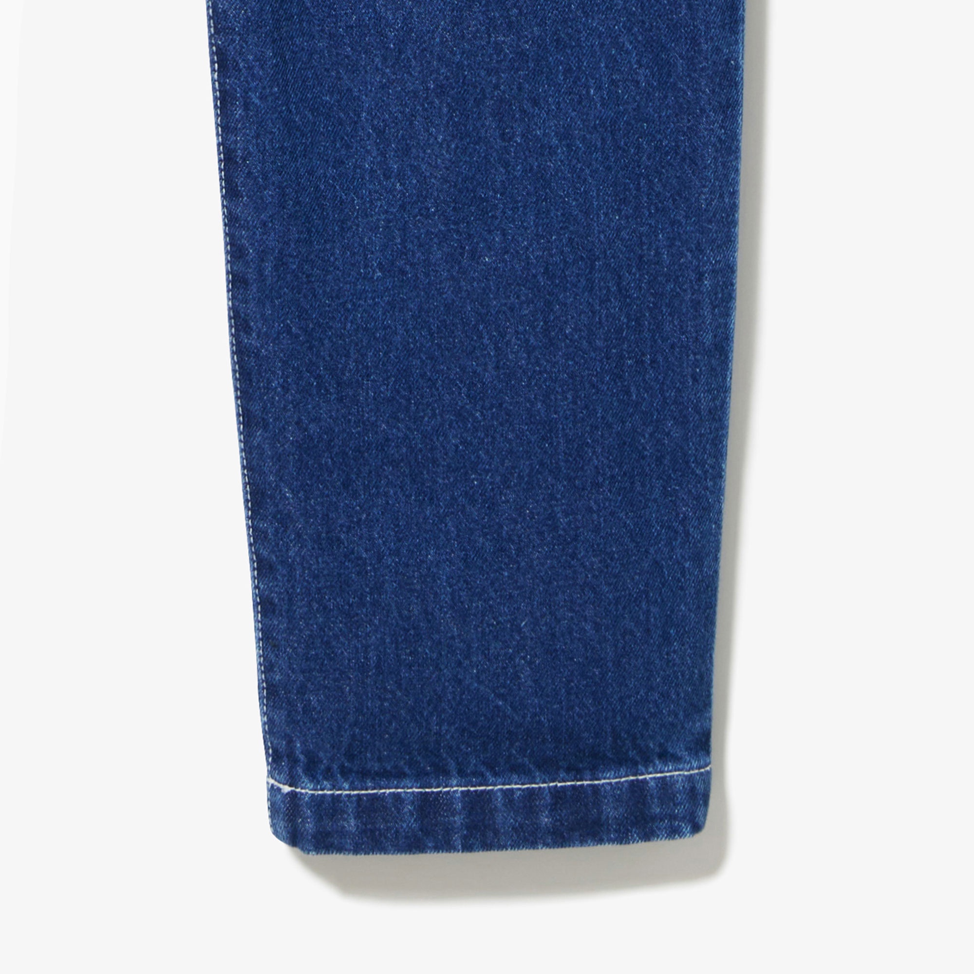 プレーンデニムテーパードパンツ