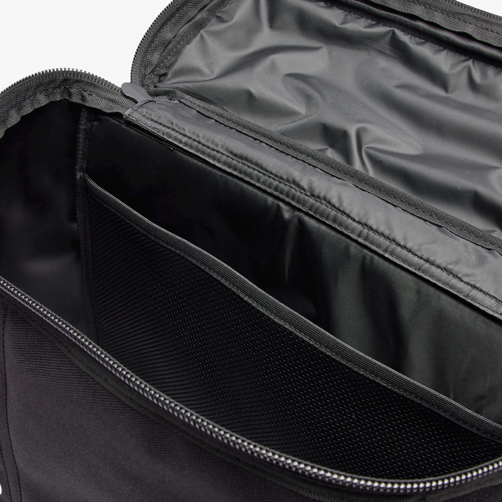 フィールラコステ コーデュラスクエアフォルムバックパック