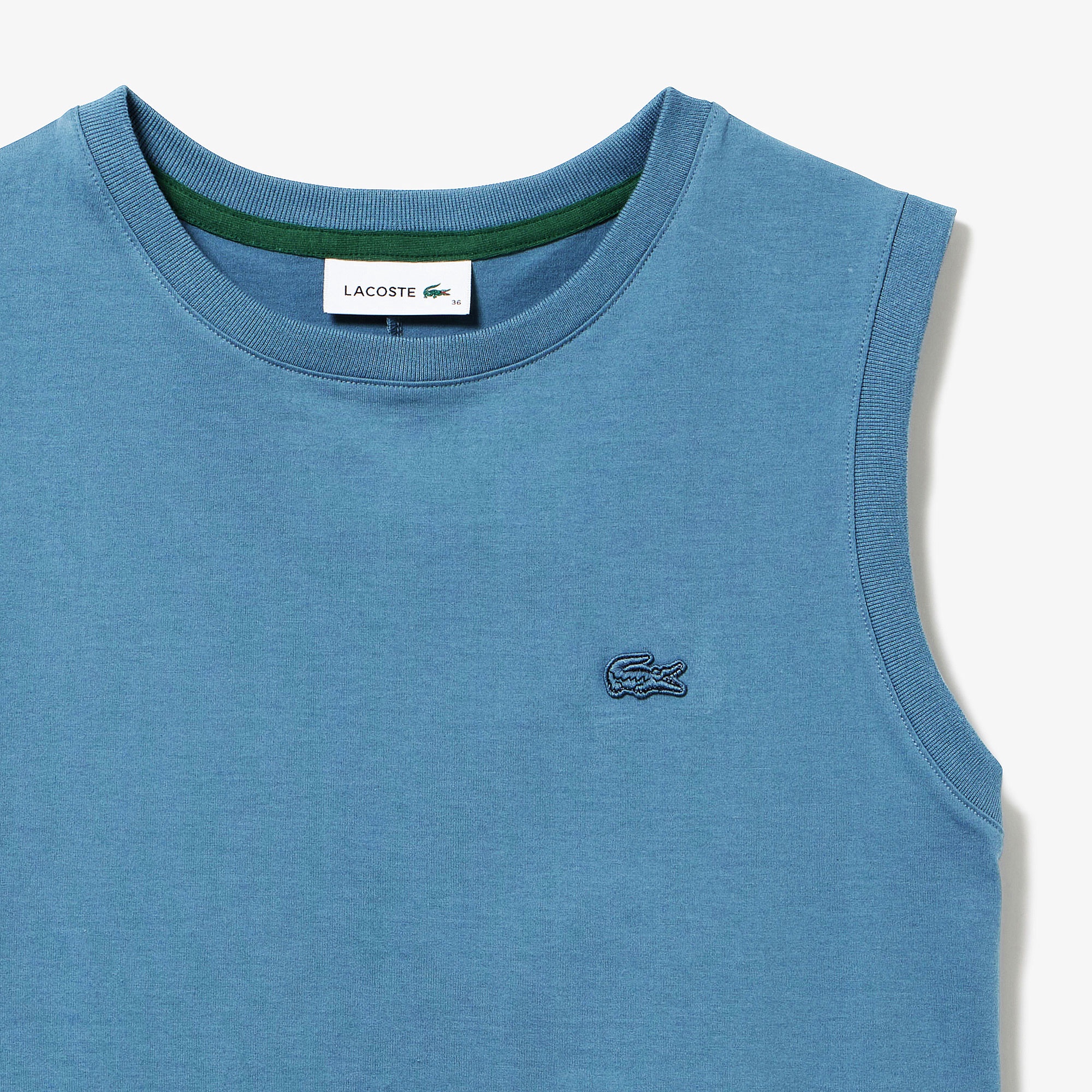 ノースリーブTシャツ
