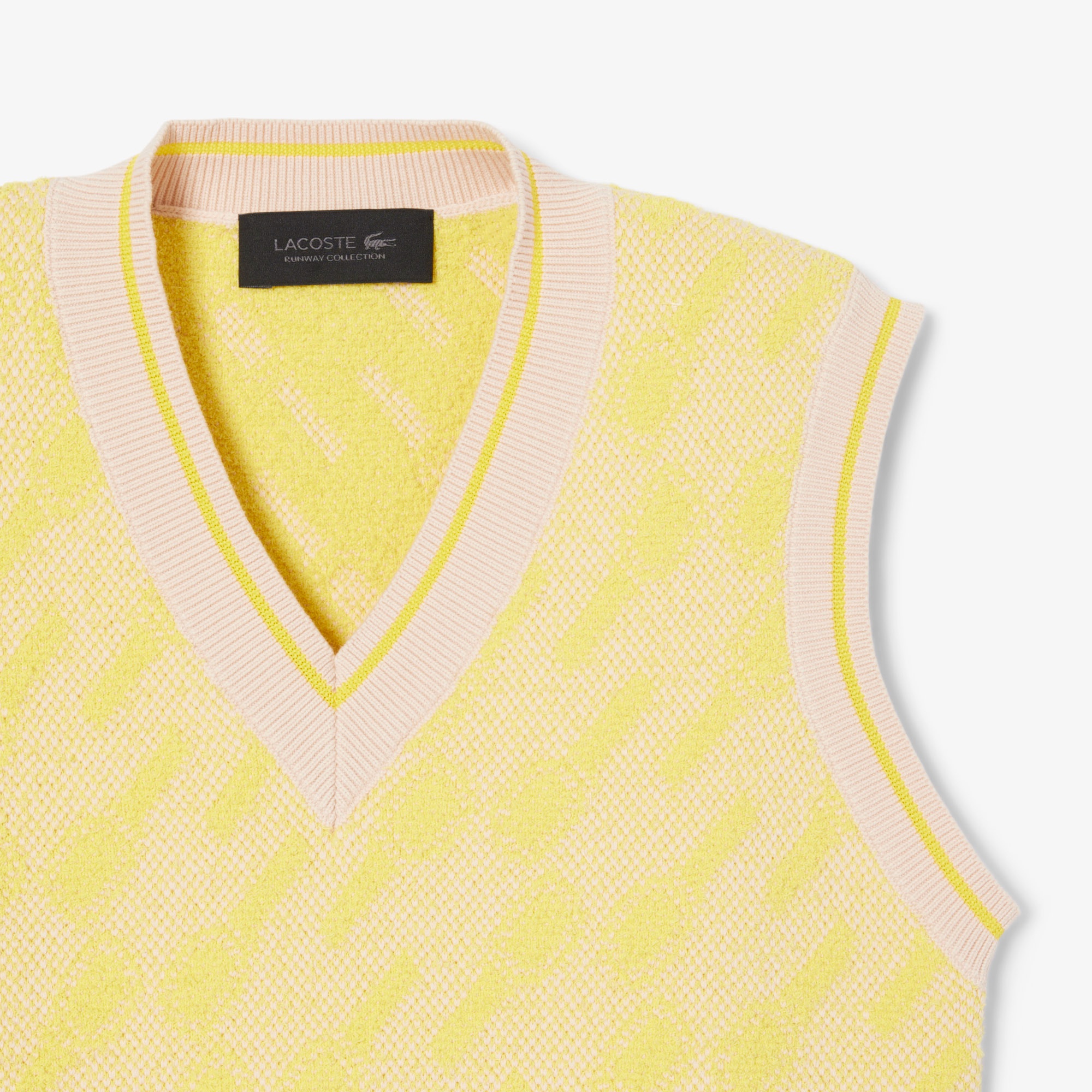 『25SS Fashion Show』 ジャカードニットベスト