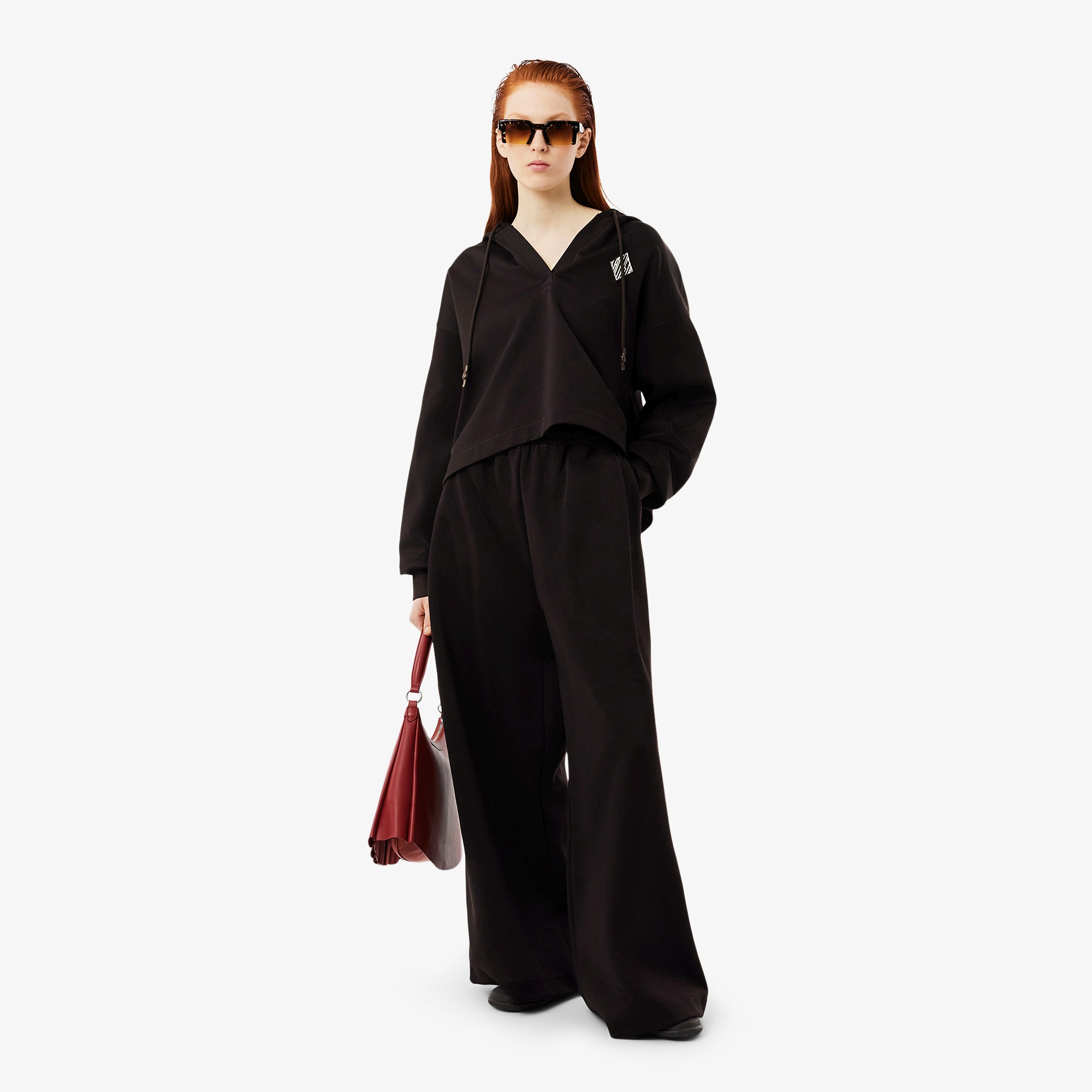『25SS Fashion Show』 スキッパーネッククロップドフーディー